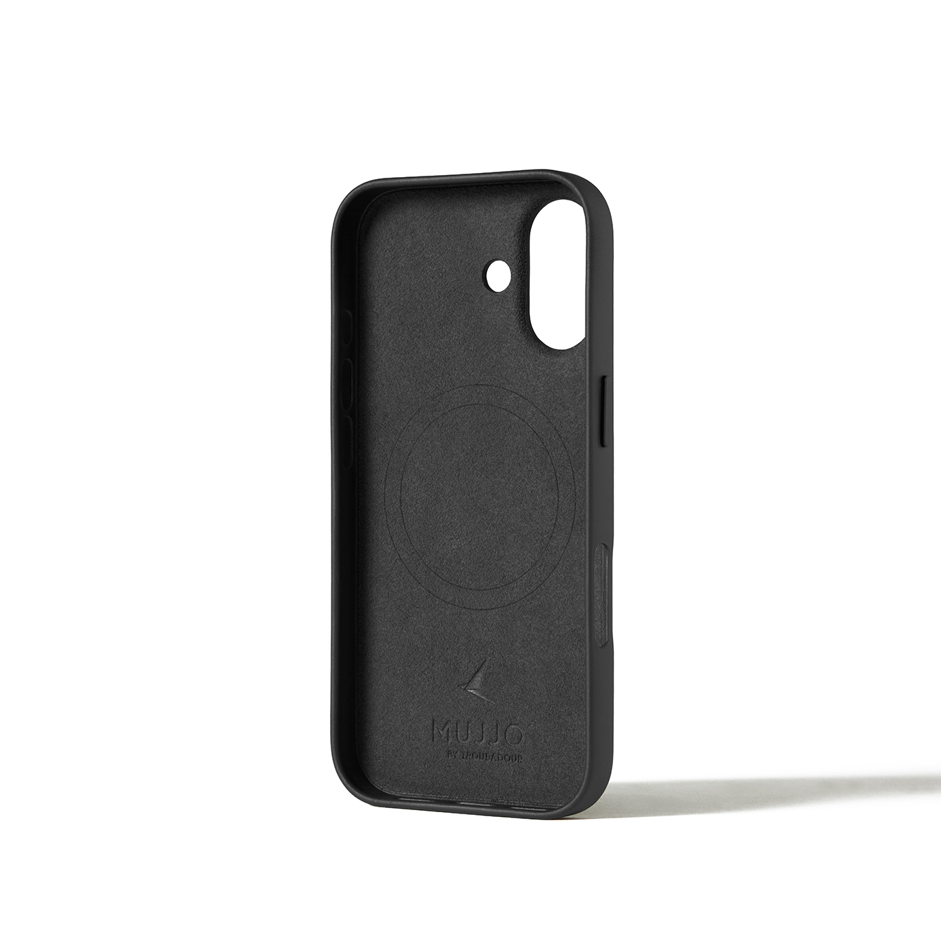 Czarne etui na telefon z logo MUJO, wewnętrznym okręgiem magnetycznym.