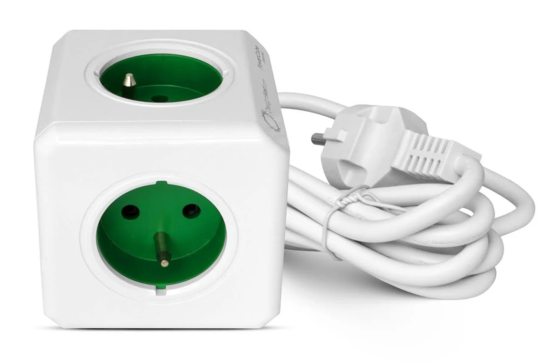 Biały, sześcienny adapter z trzema zielonymi gniazdami i białym kablem z wtyczką.