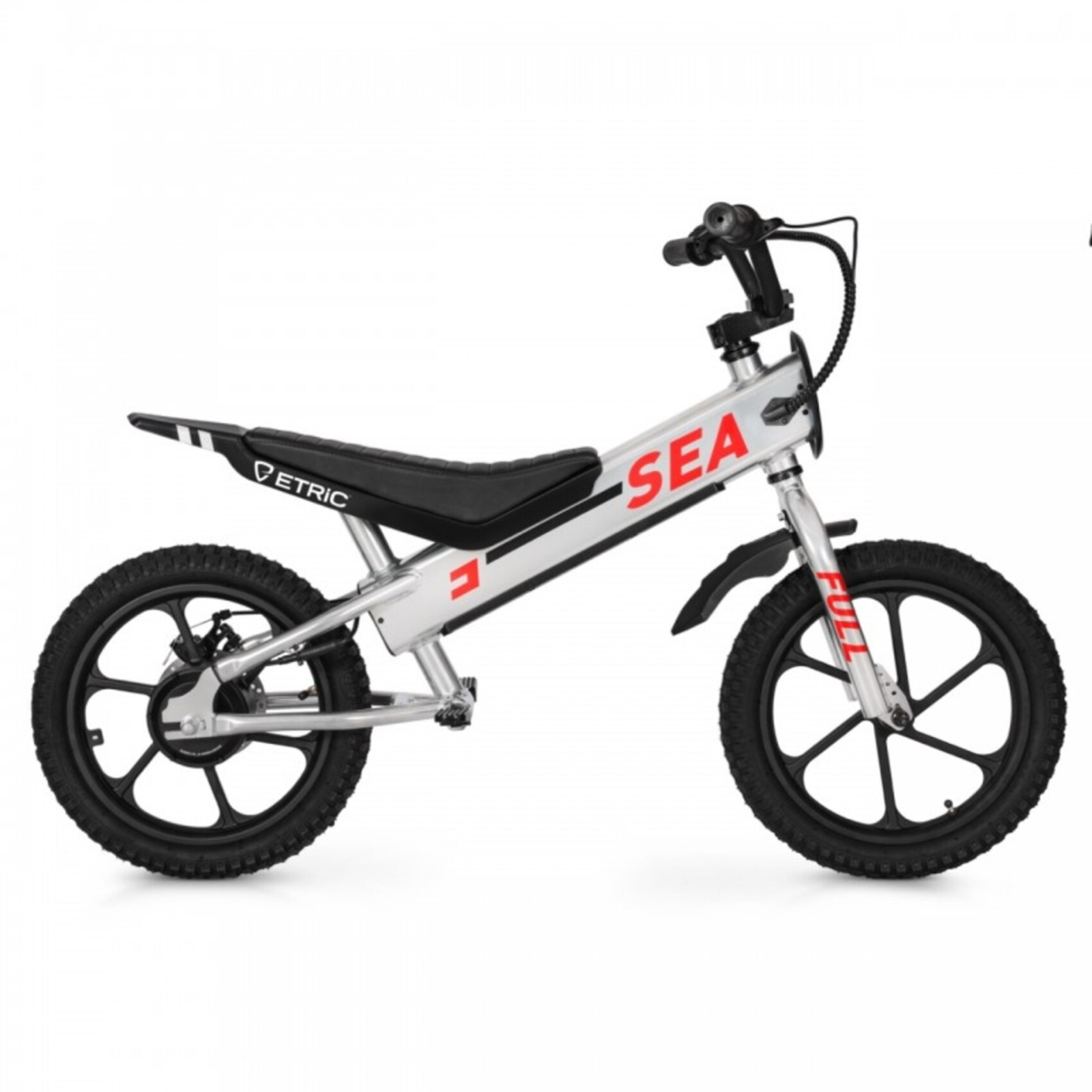 Una bici argentata per bambini con ruote nere e scritte rosse.
