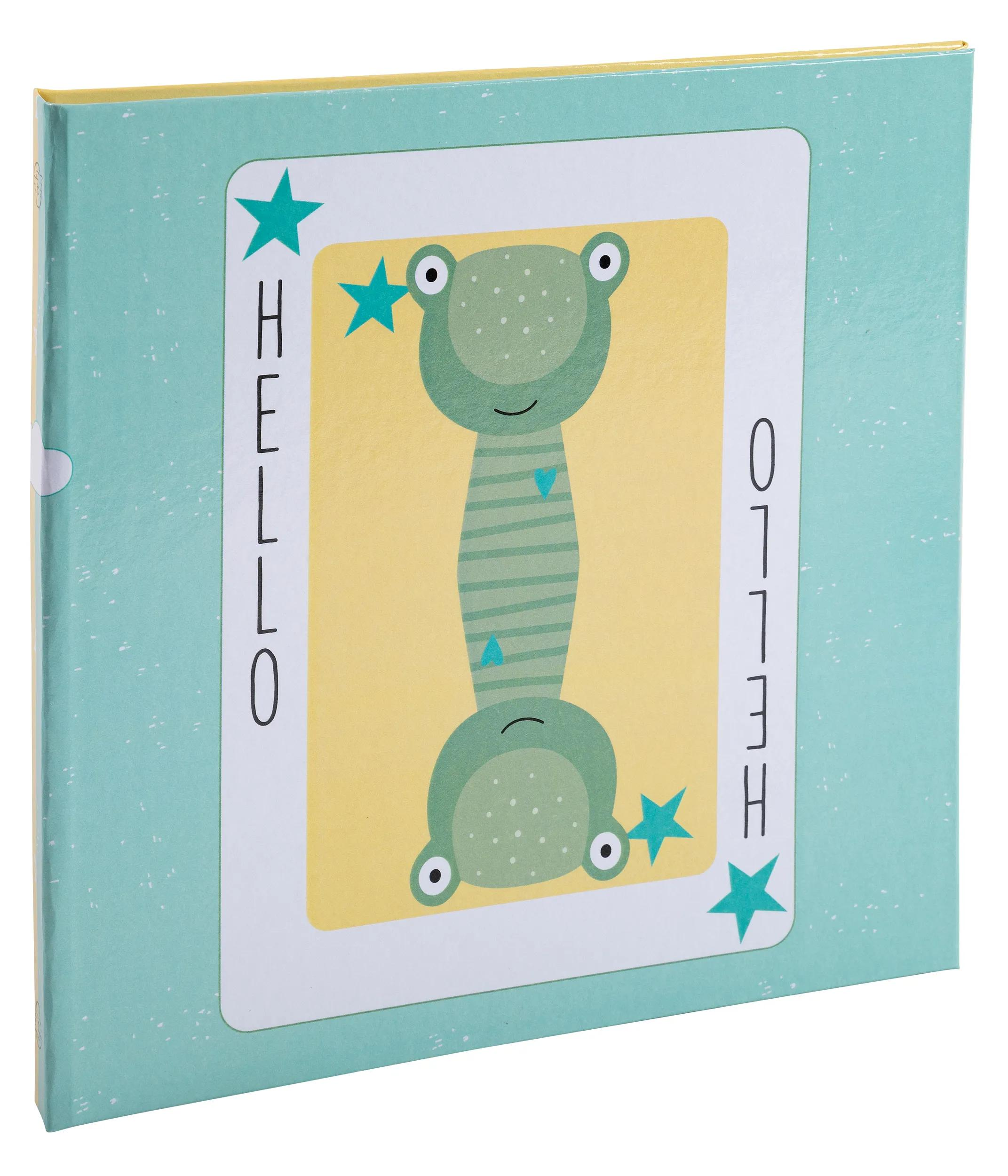 Un libro con un diseño de rana verde y la palabra "HELLO" escrita verticalmente.