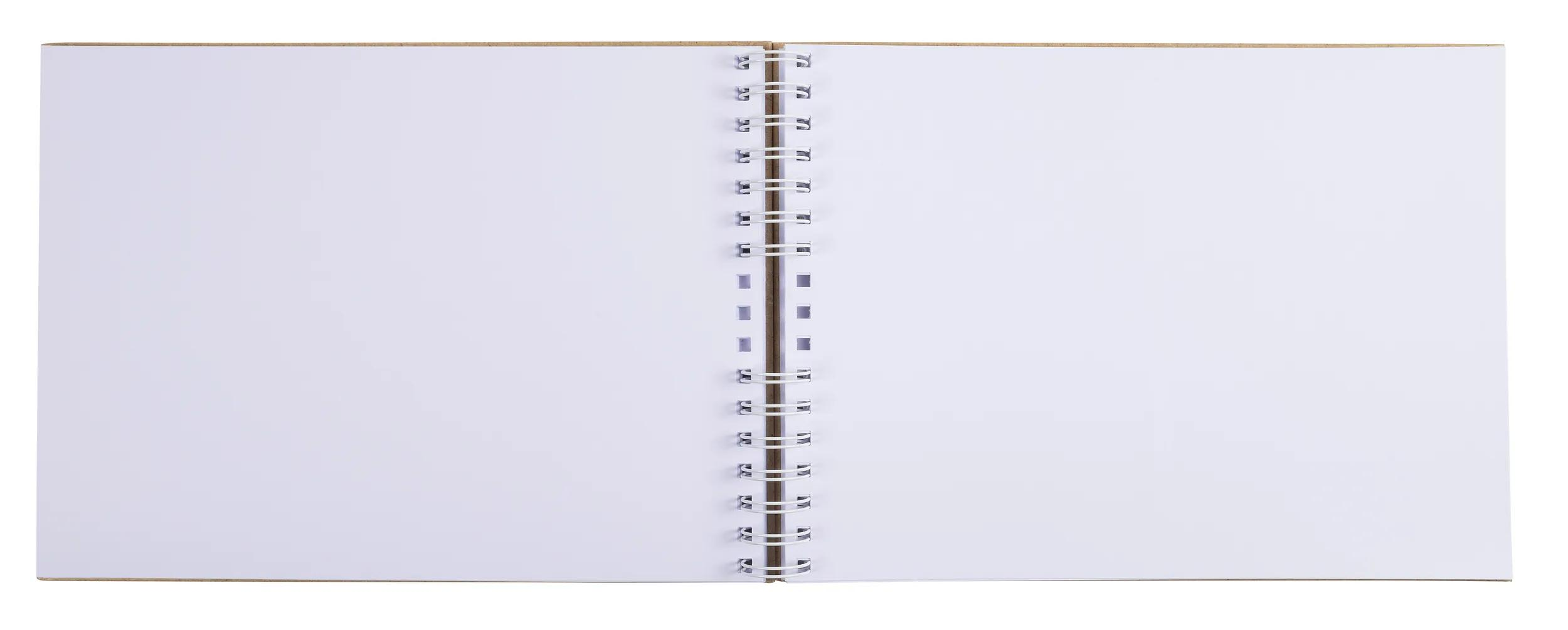 Un cuaderno abierto con páginas blancas y encuadernación en espiral.