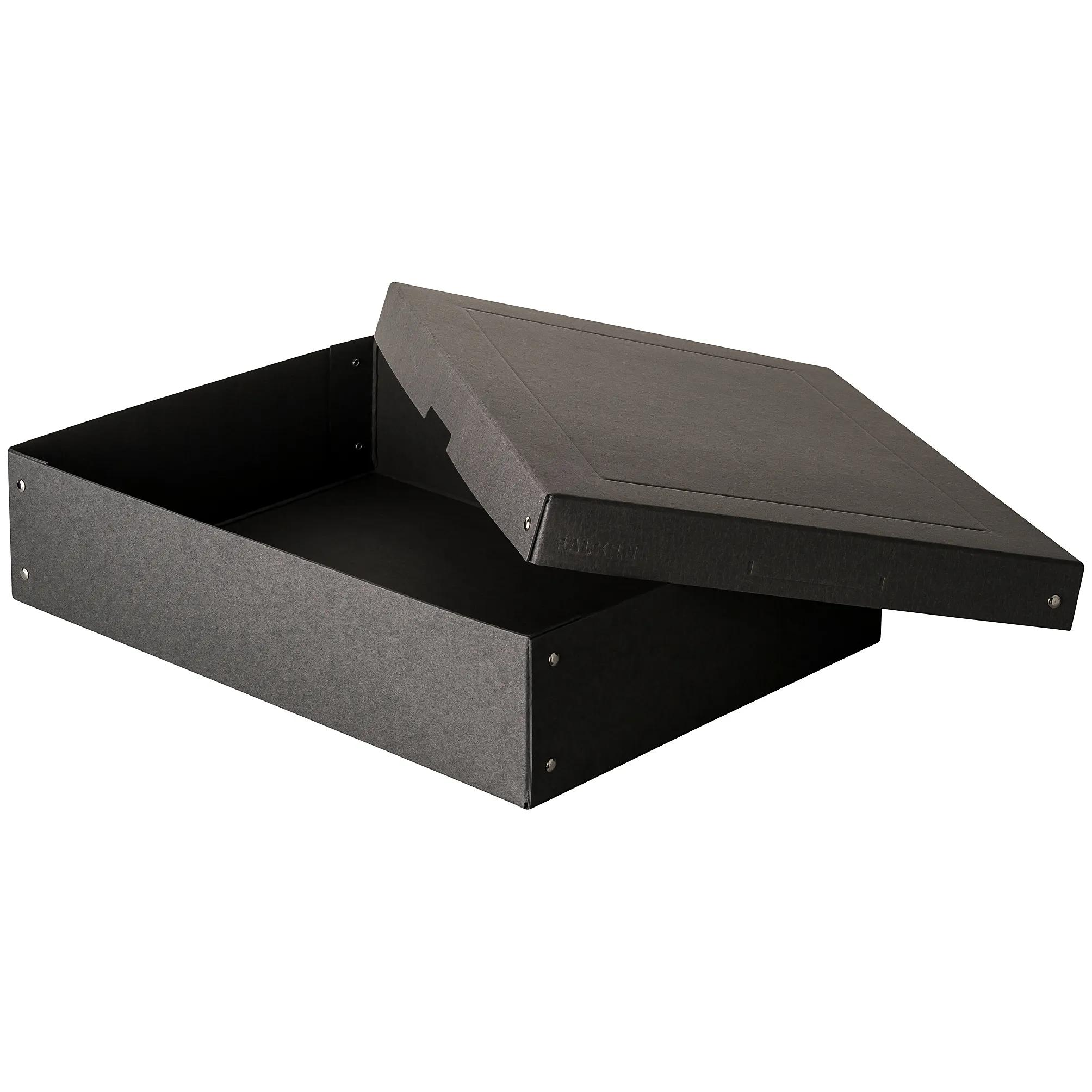 Una caja rectangular oscura con la tapa ligeramente abierta, mostrando el interior.