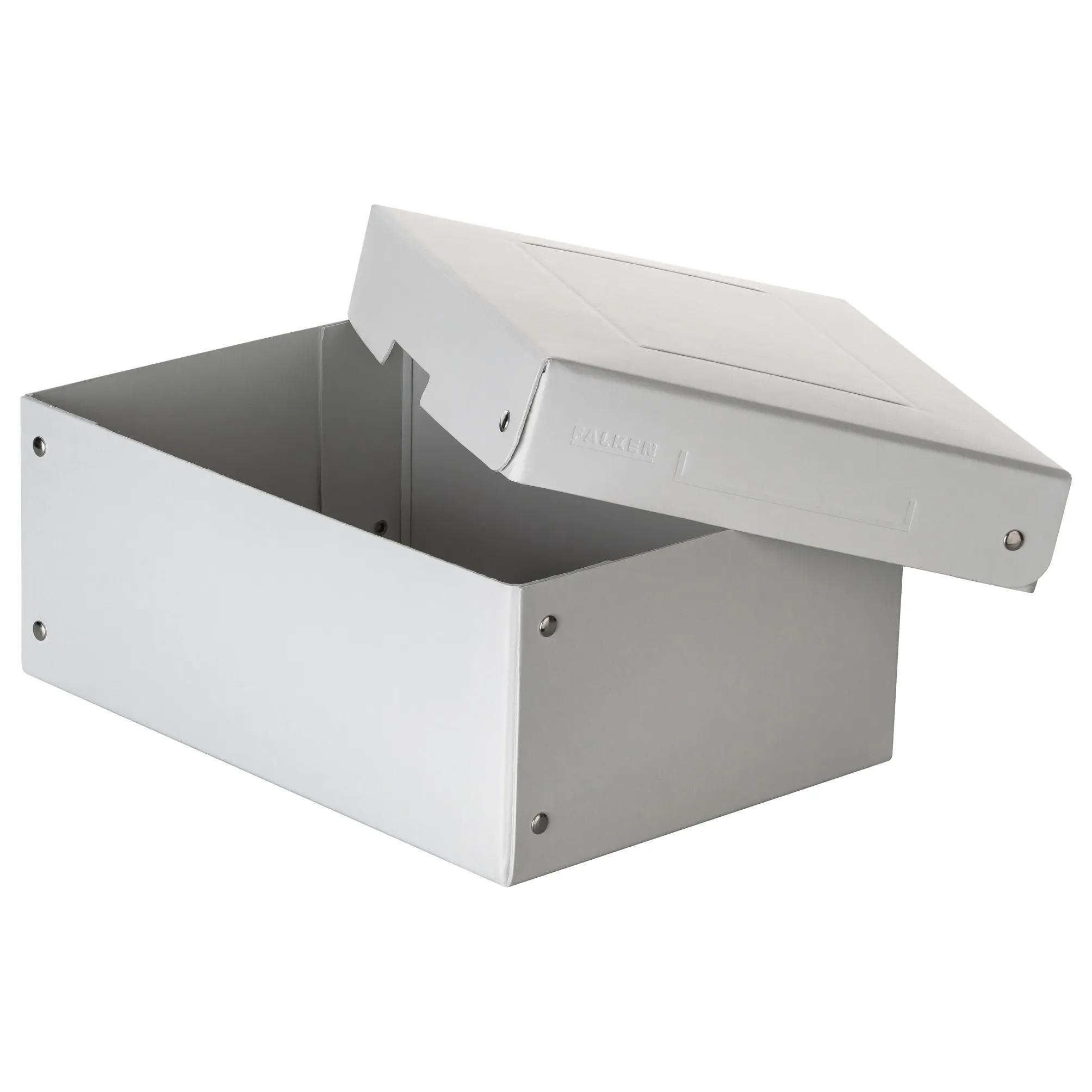 Una caja de cartón blanca con la tapa abierta y doblada hacia atrás.