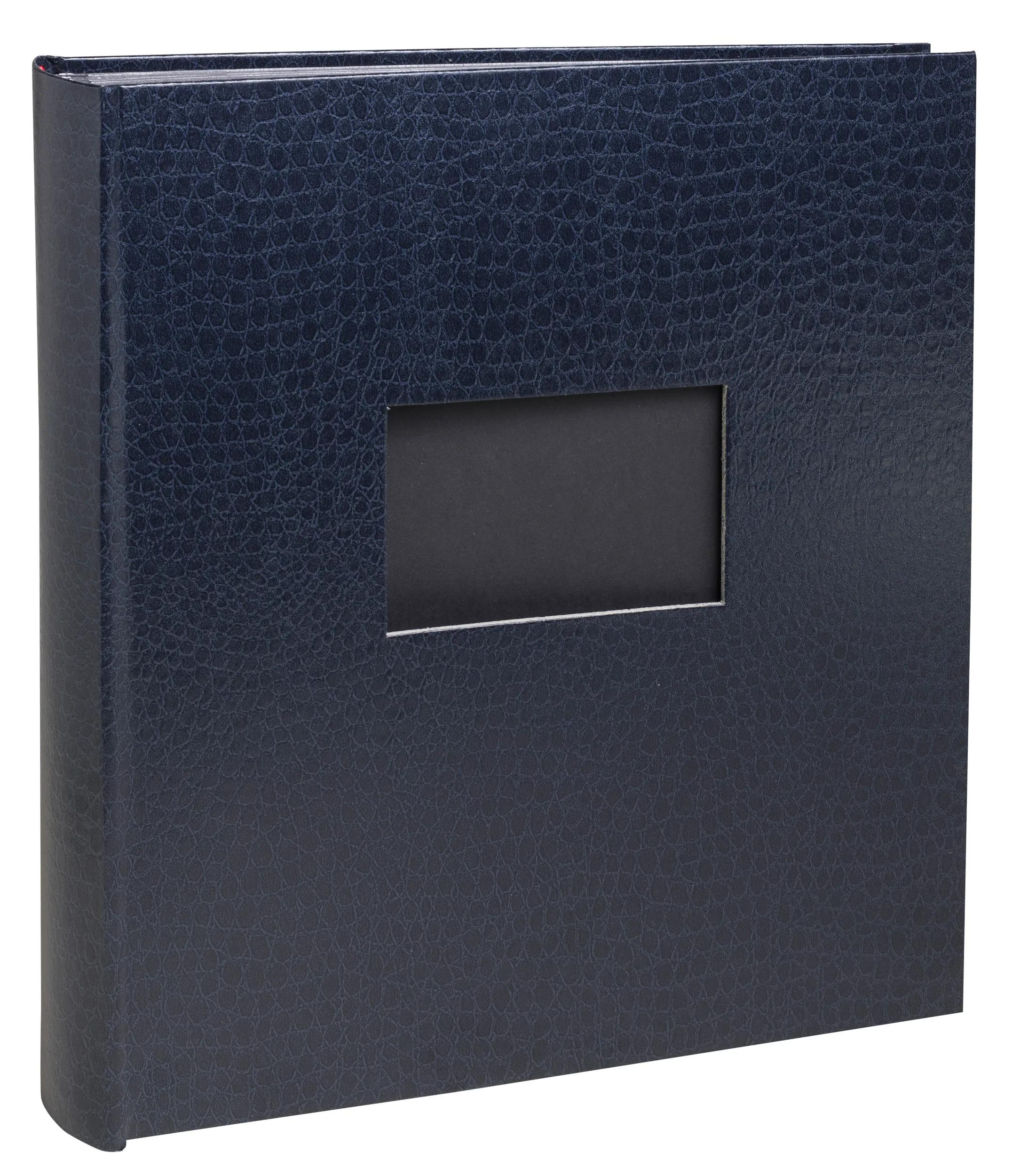 Libro azul oscuro con textura de piel de cocodrilo y ventana rectangular.