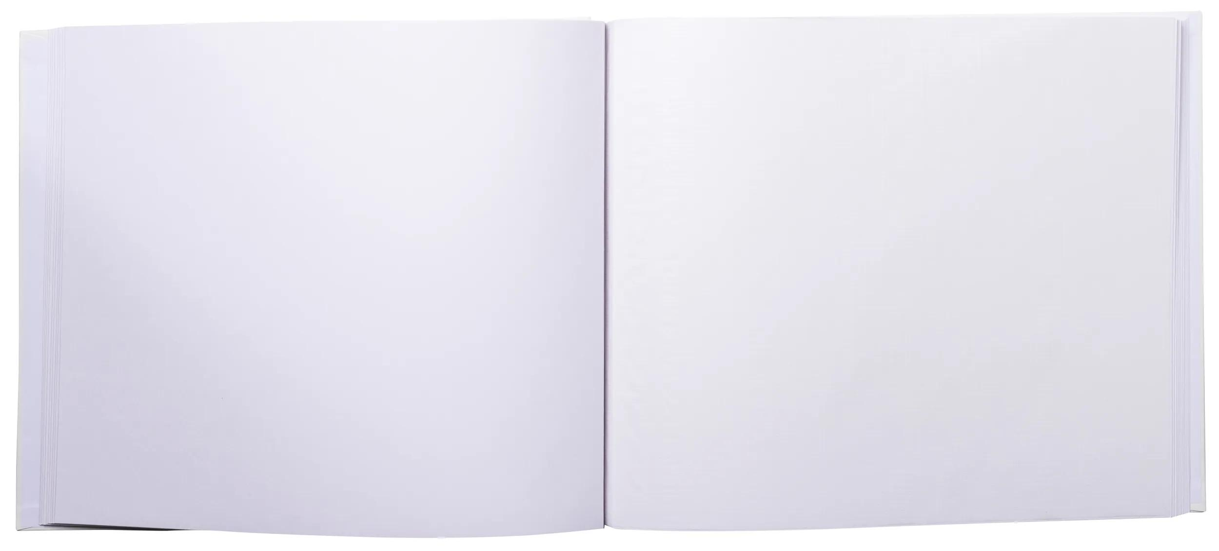 Un taccuino aperto con pagine bianche vuote.