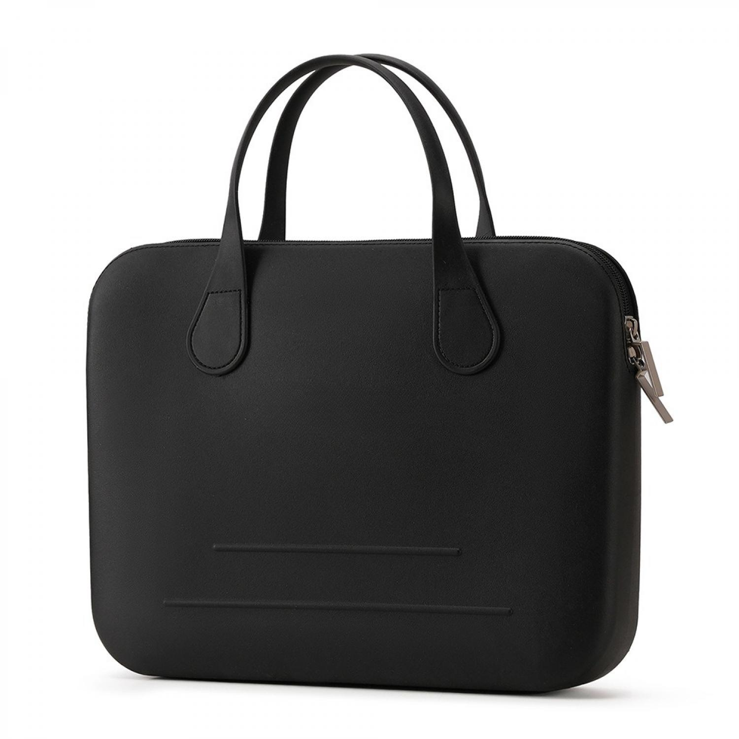 Schwarze Laptoptasche mit zwei Henkeln und Reißverschluss.