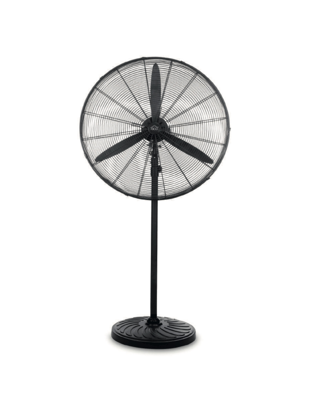 Un ventilatore a piantana nero a tre pale con base rotonda su sfondo bianco.