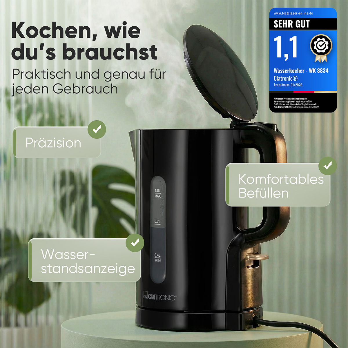 Bollitore elettrico nero con coperchio aperto, mostra indicatore livello acqua.