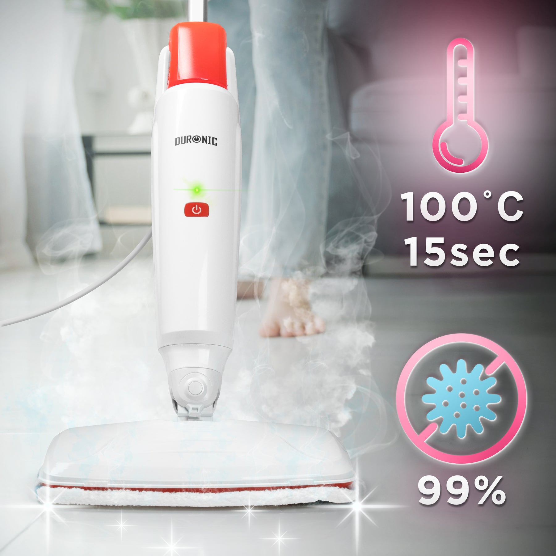 Ein Dampfreiniger mit rotem Aufsatz gibt Dampf ab. 100°C, 15 Sek., 99% Keimreduktion.