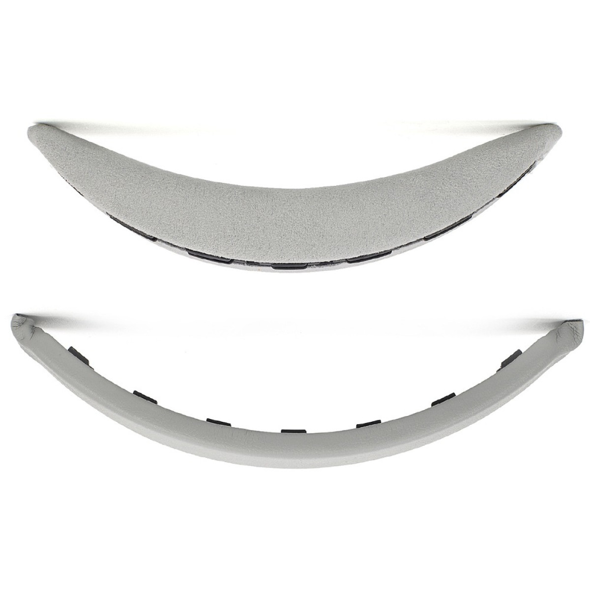 Due pezzi curvi grigi con clip nere sul lato inferiore.