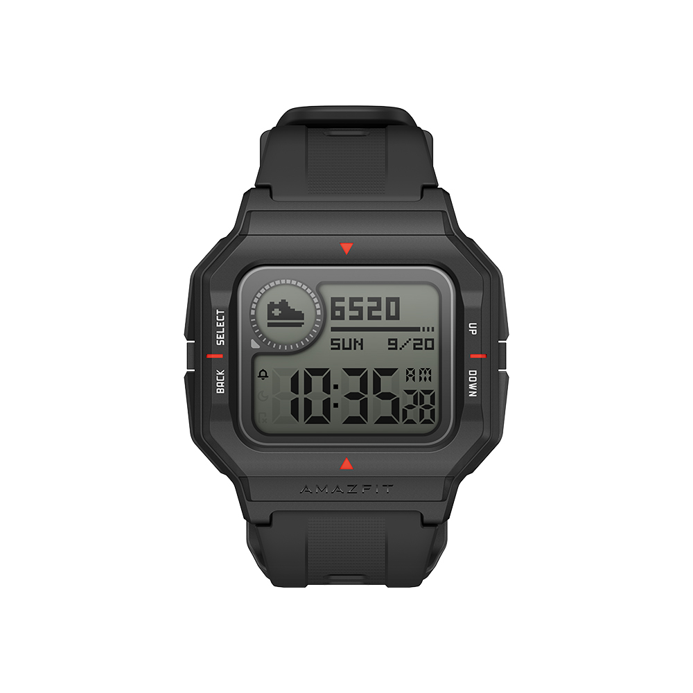 Schwarze Smartwatch mit digitalem Display, das 10:35 Uhr anzeigt.