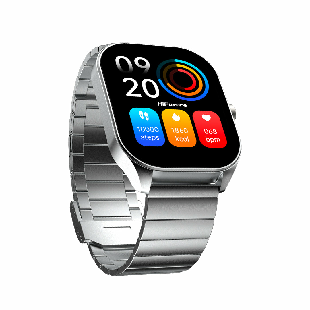 Montre connectée argentée avec bracelet métallique et écran noir.