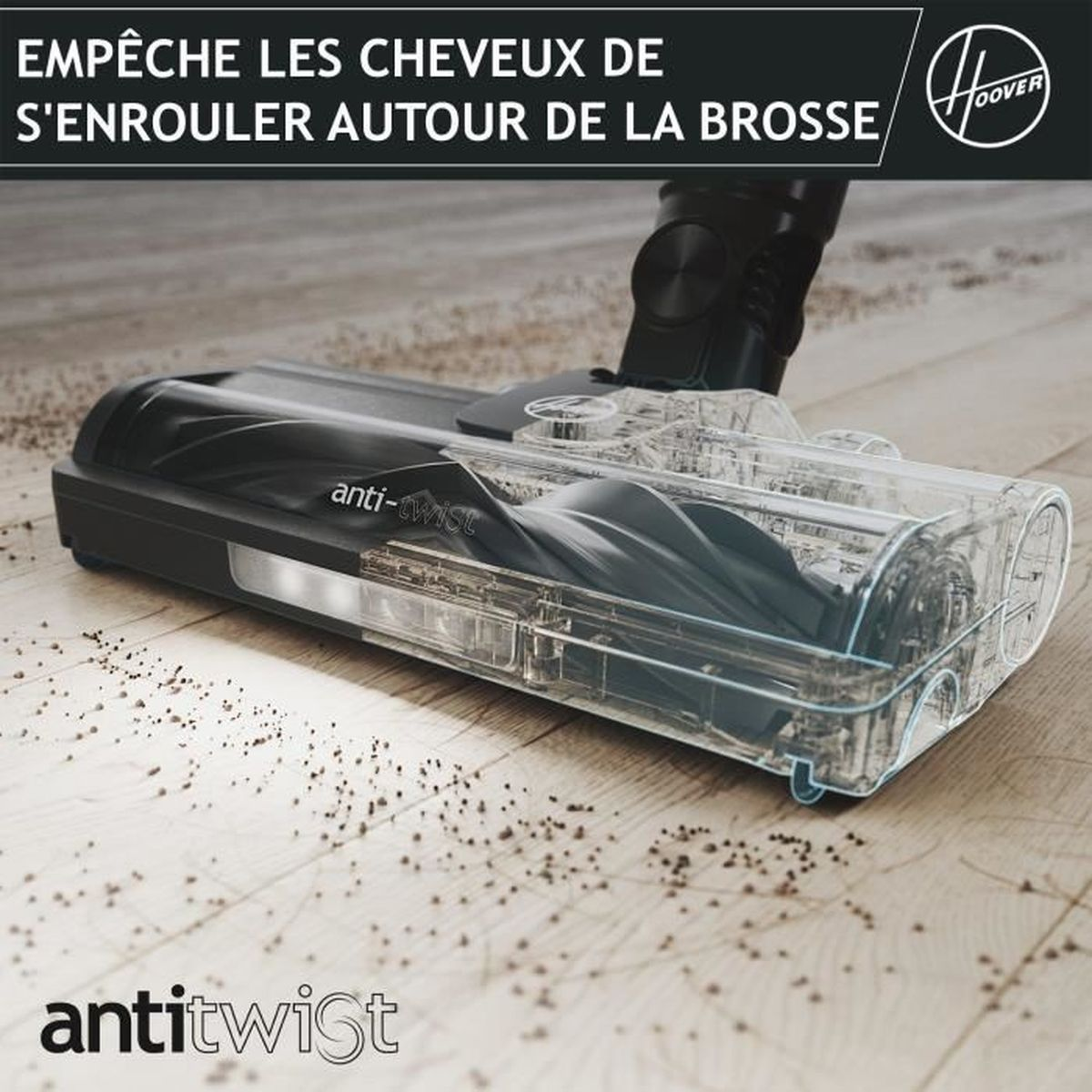 Una testina aspirapolvere con tecnologia Anti-Twist pulisce un pavimento in legno.