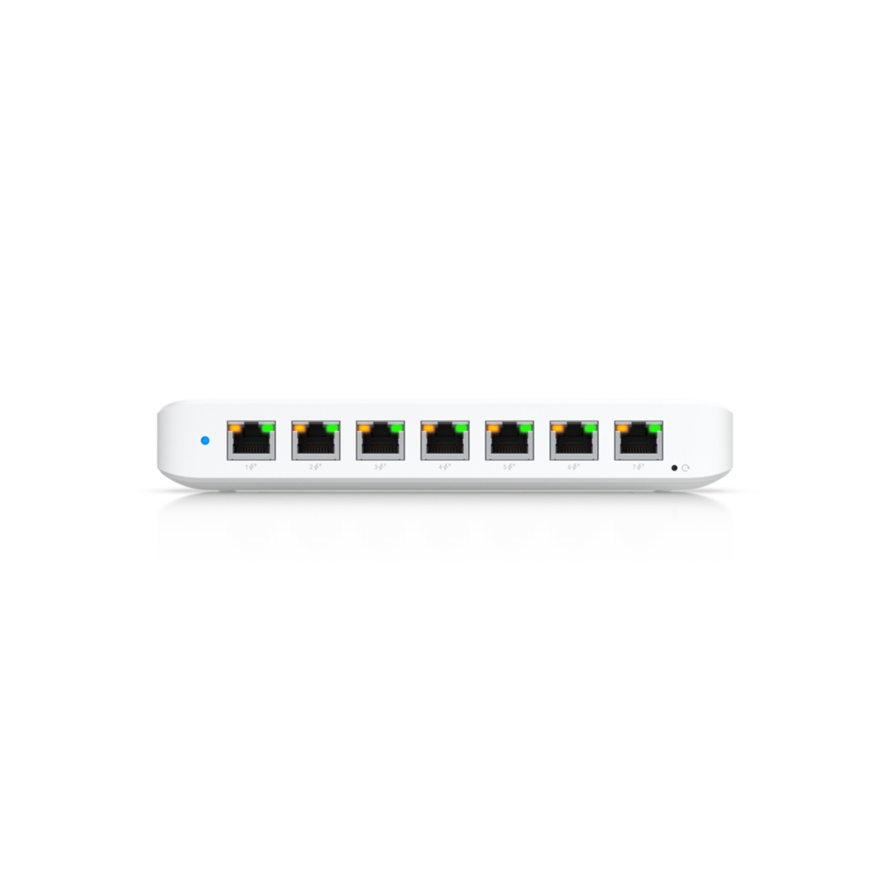 Ein weißer Netzwerk-Switch mit sieben Anschlüssen, mit blauen und grünen Lichtern.
