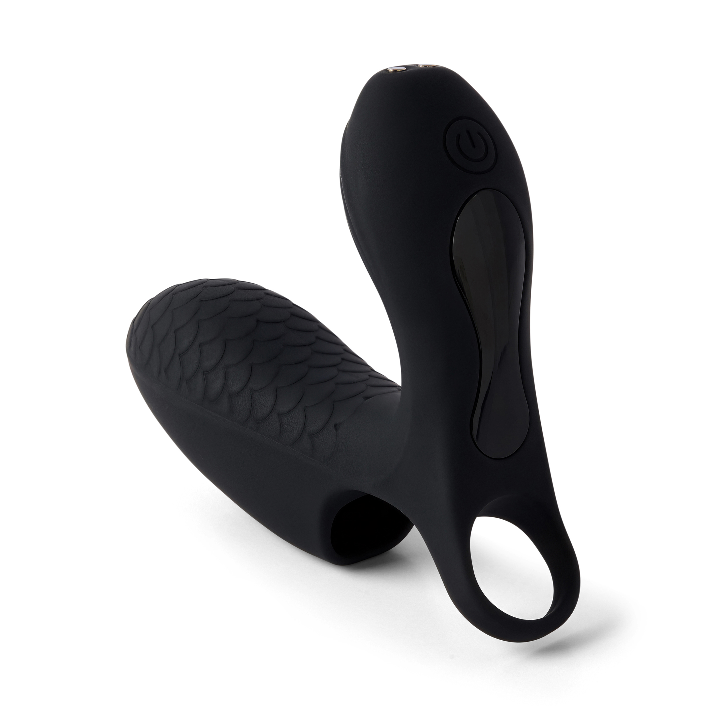 Un vibrador negro, de forma ergonómica, con estrías y un anillo.