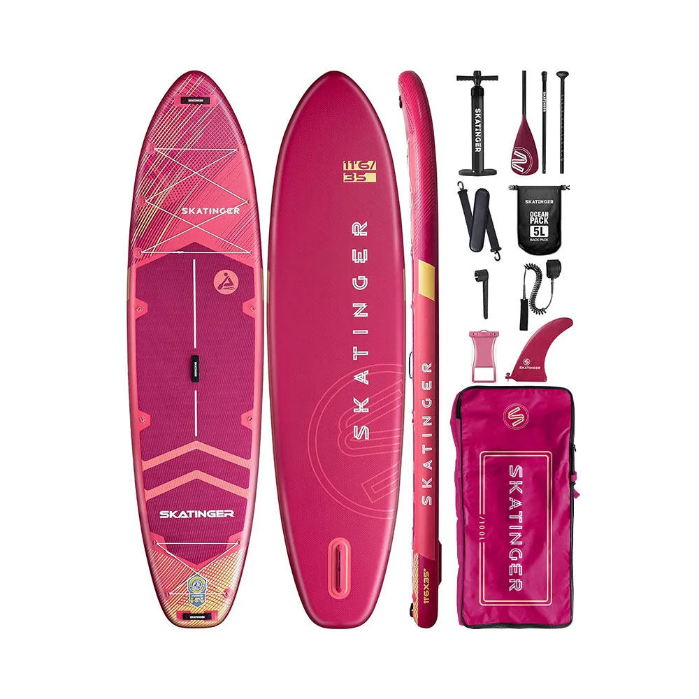 Różowy zestaw desek do paddleboardingu z akcesoriami na białym tle.