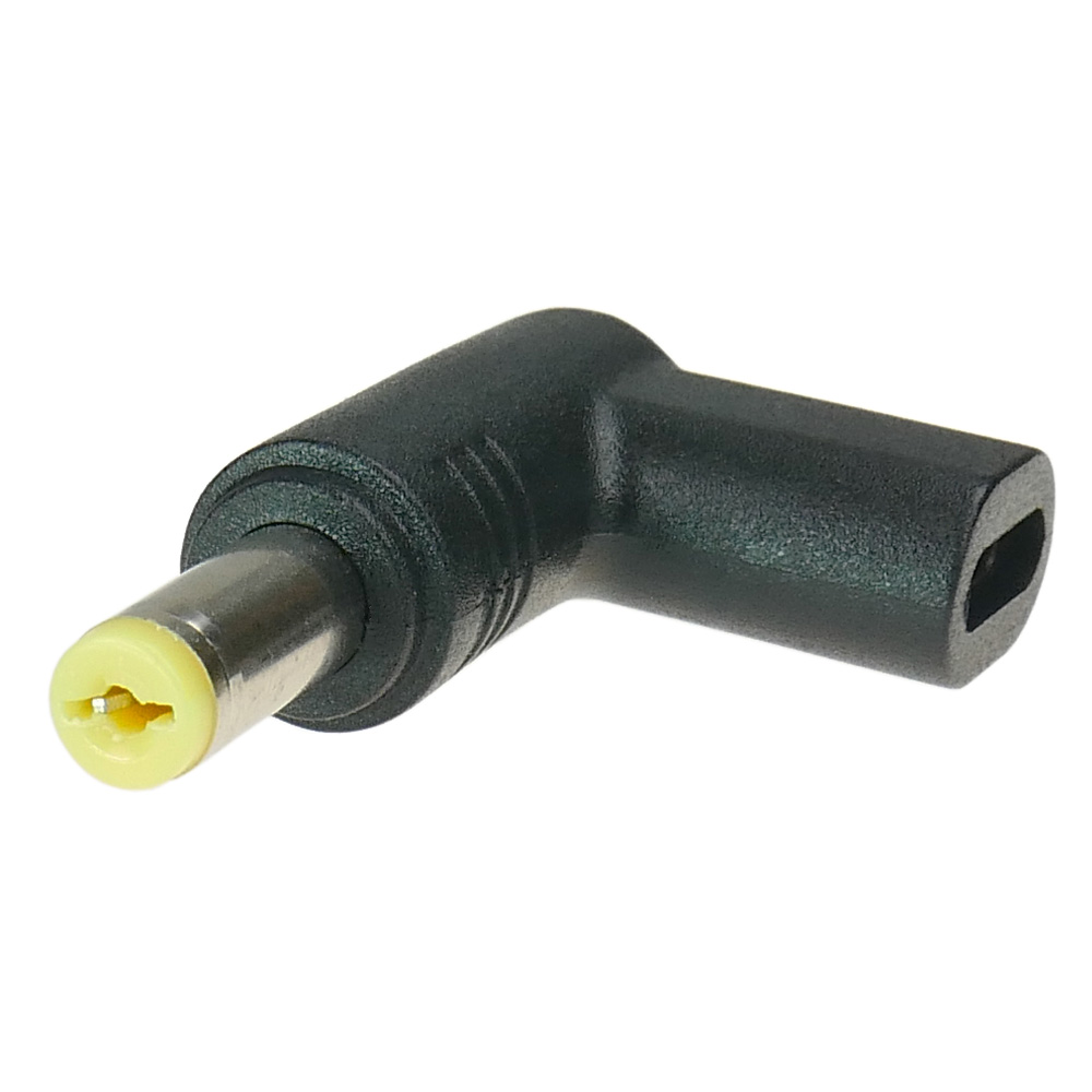 Czarna wtyczka kątowa ze srebrnym bolcem i żółtą końcówką.