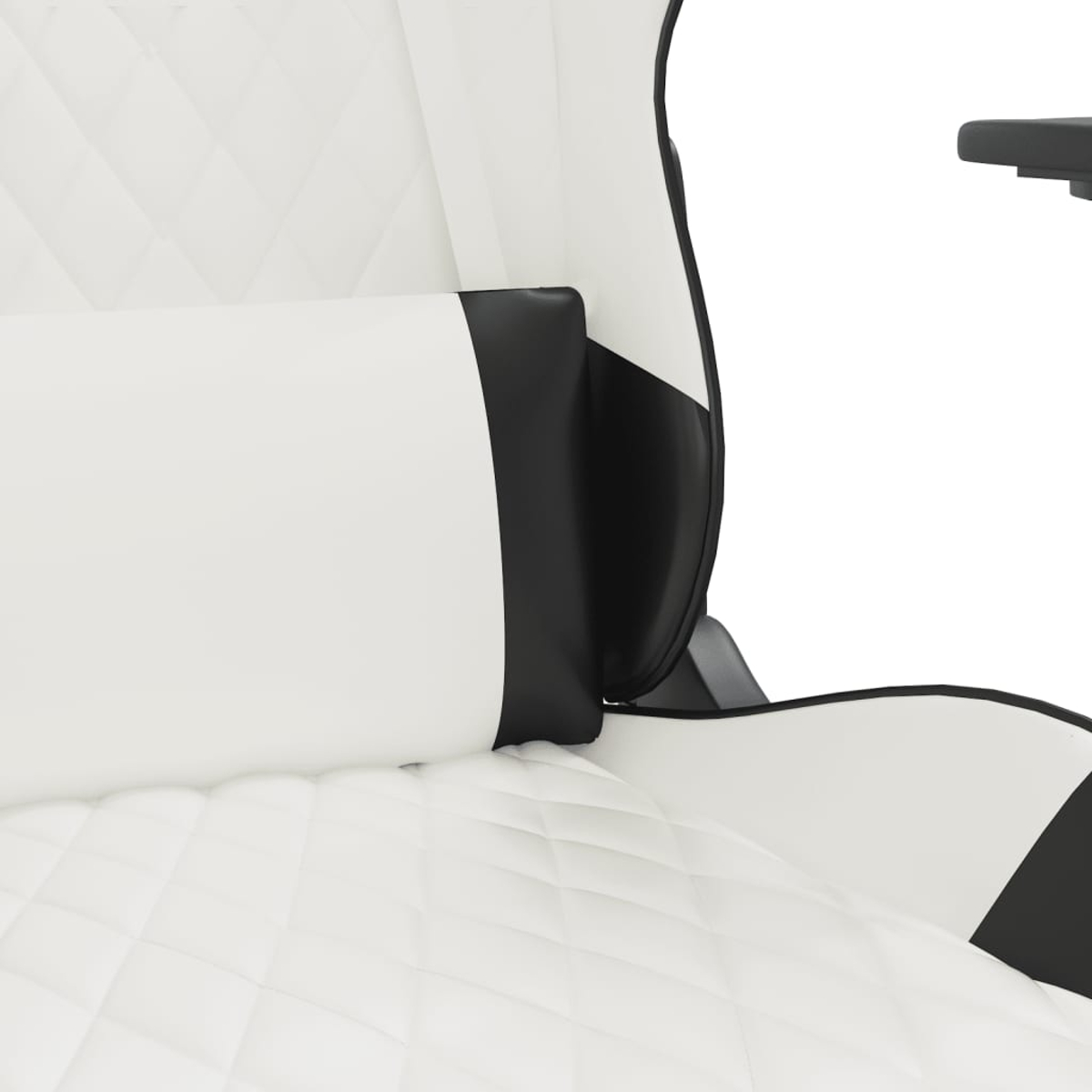 Ein weißer und schwarzer Gaming-Stuhl mit gestepptem Sitz und Kissen.