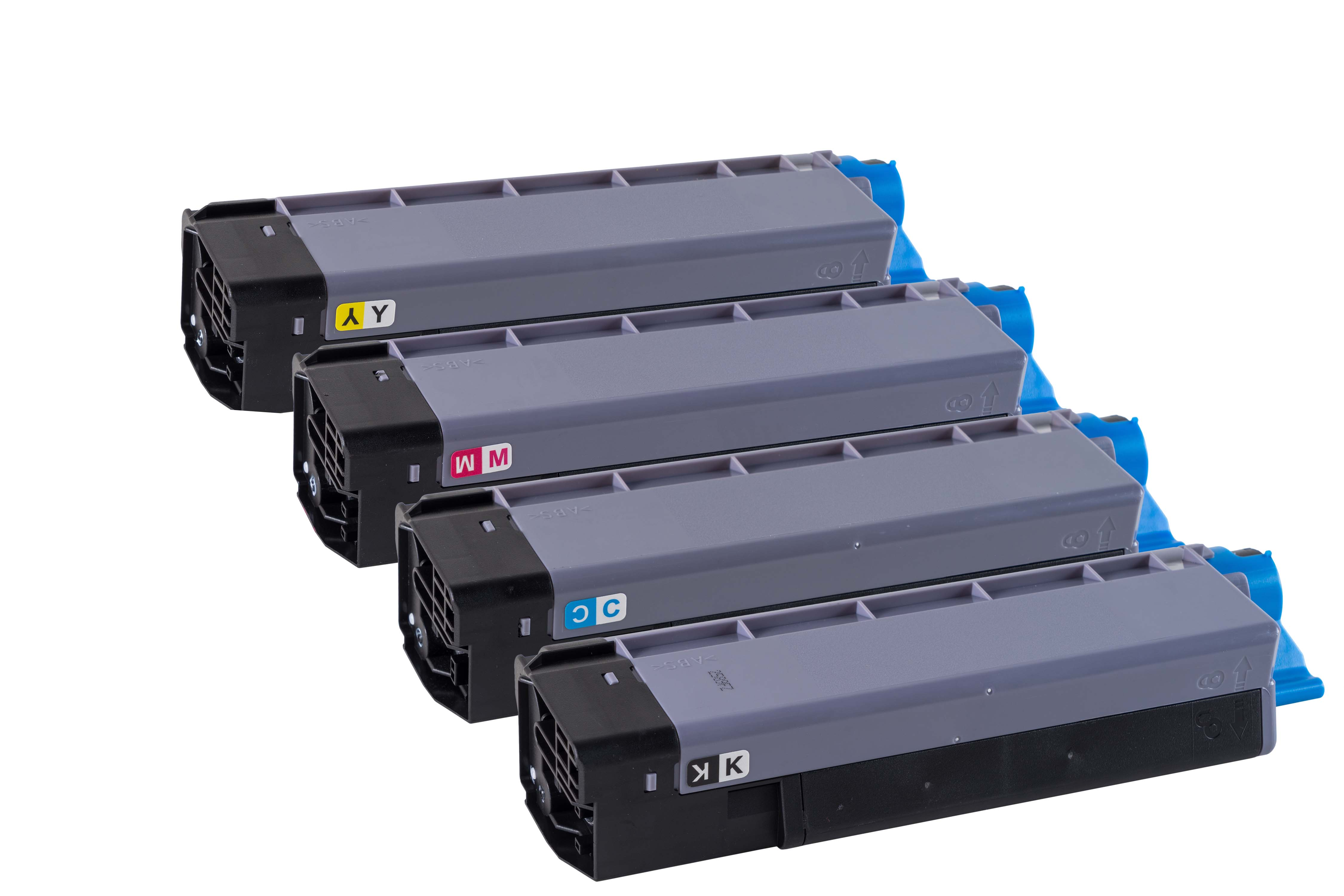 Quattro cartucce toner grigie con estremità blu etichettate Y, M, C e K.