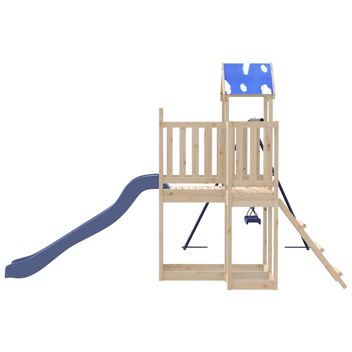 Ein hölzerner Spielturm mit Rutsche, Leiter und Schaukel. Blauer Himmel mit Wolken auf dem Dach.