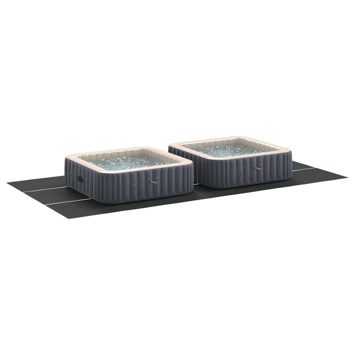 Zwei aufblasbare Whirlpools mit Wasser auf einer schwarzen Matte.