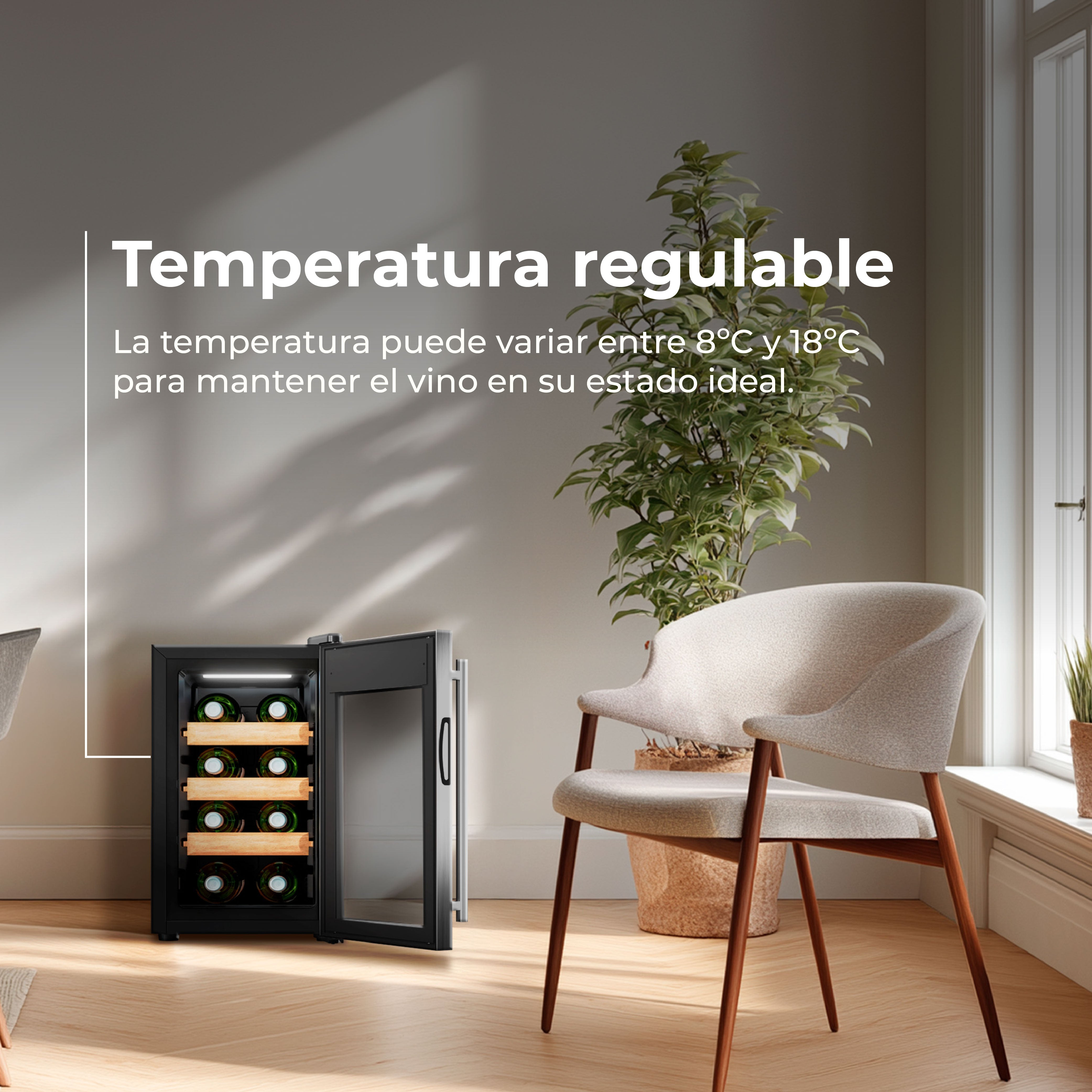 Una vinoteca negra con botellas está junto a un sillón.