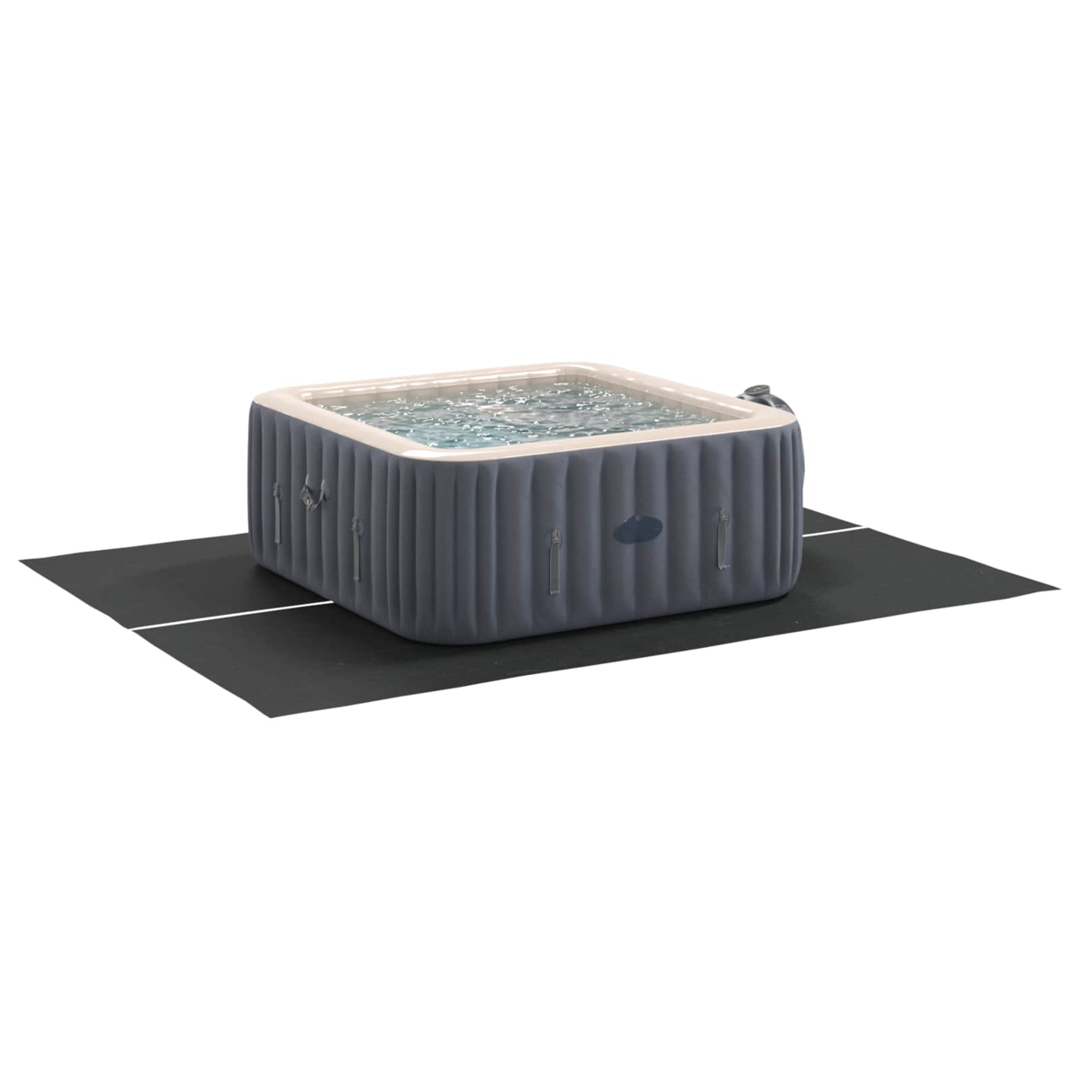 Aufblasbarer Whirlpool mit Wasser auf schwarzer Matte.