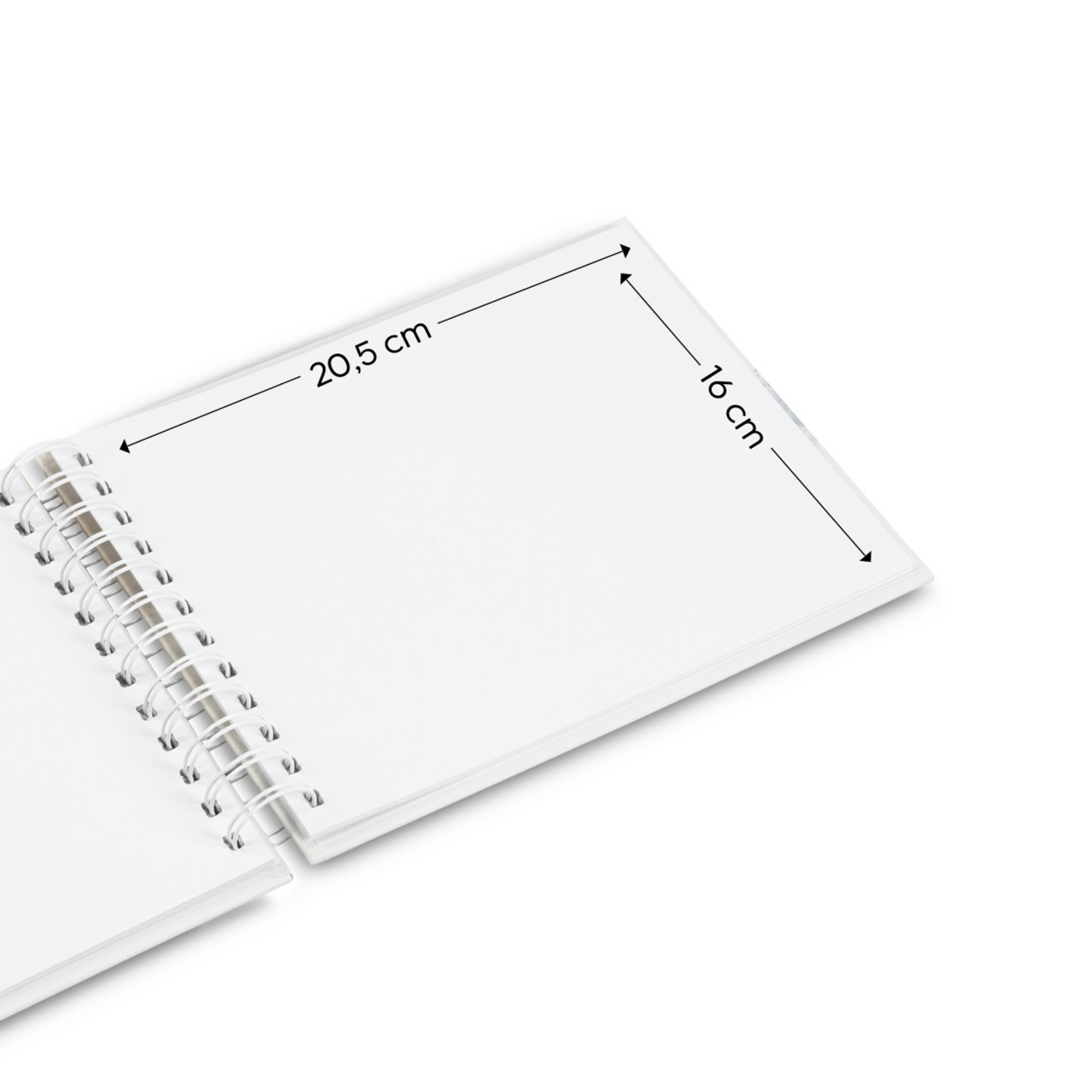 Otwarty notatnik bindowany spiralą, wymiary 20,5 cm x 16 cm.