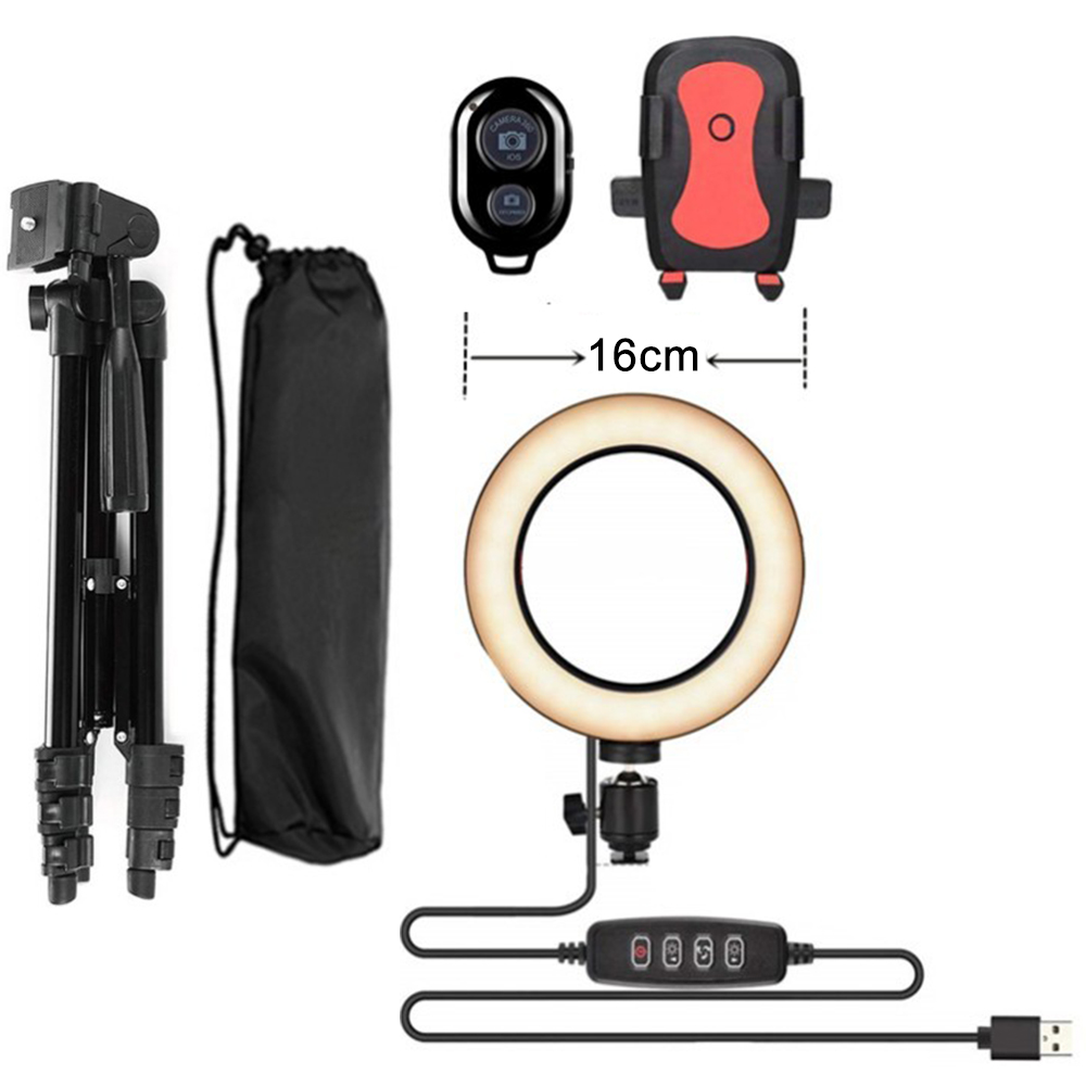 Un treppiede, borsa, supporto per telefono, telecomando e luce ad anello.