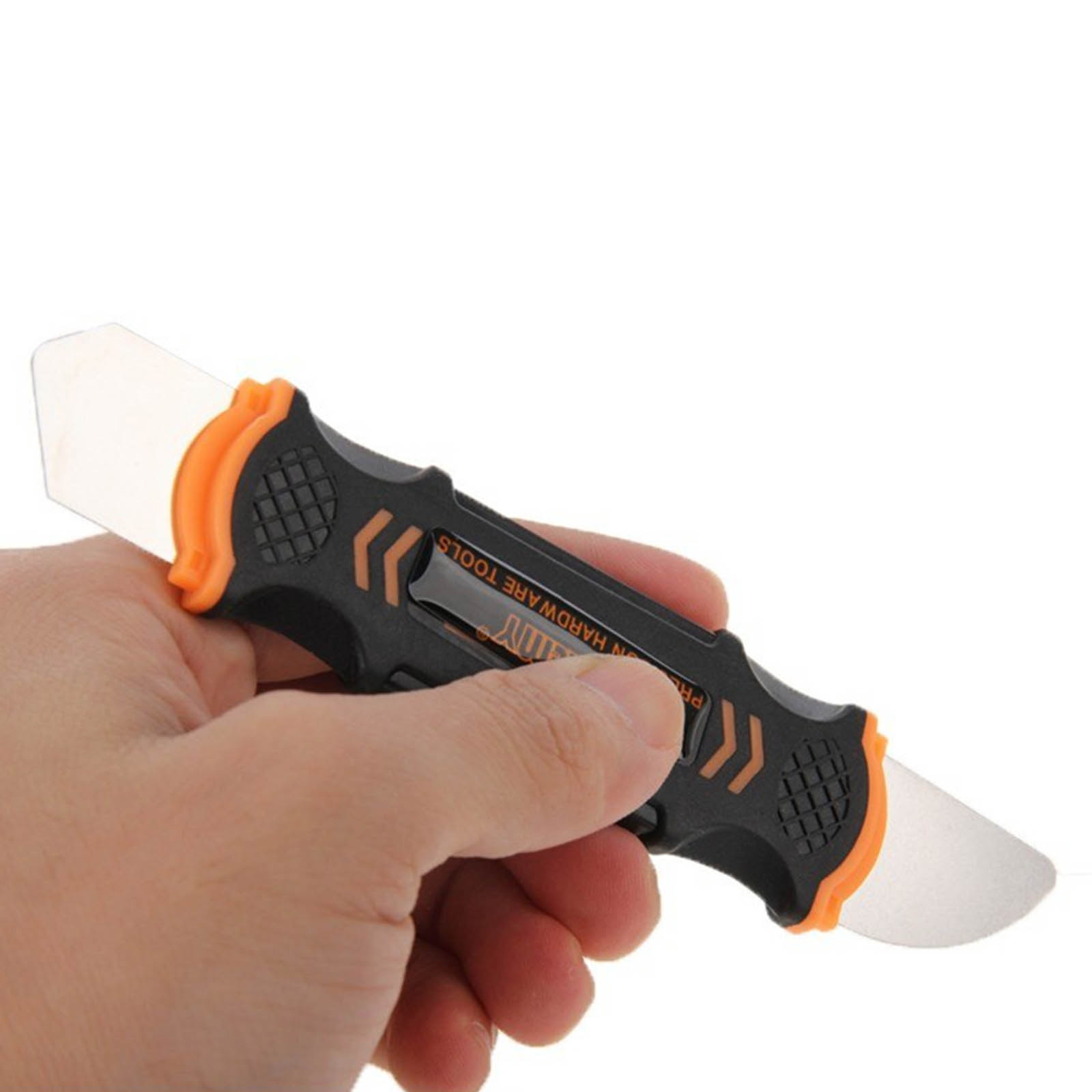 Schwarzes Werkzeug mit orangen Akzenten, das in einer Hand gehalten wird.