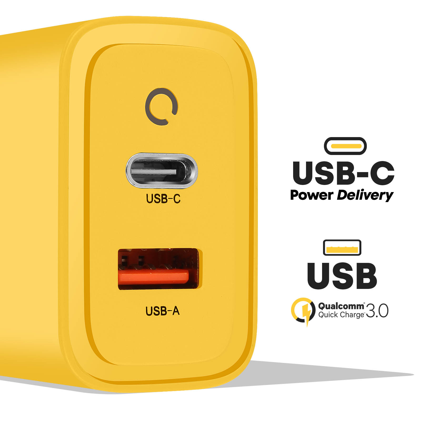 Un caricatore USB-C giallo con una porta USB-C e una porta USB-A.