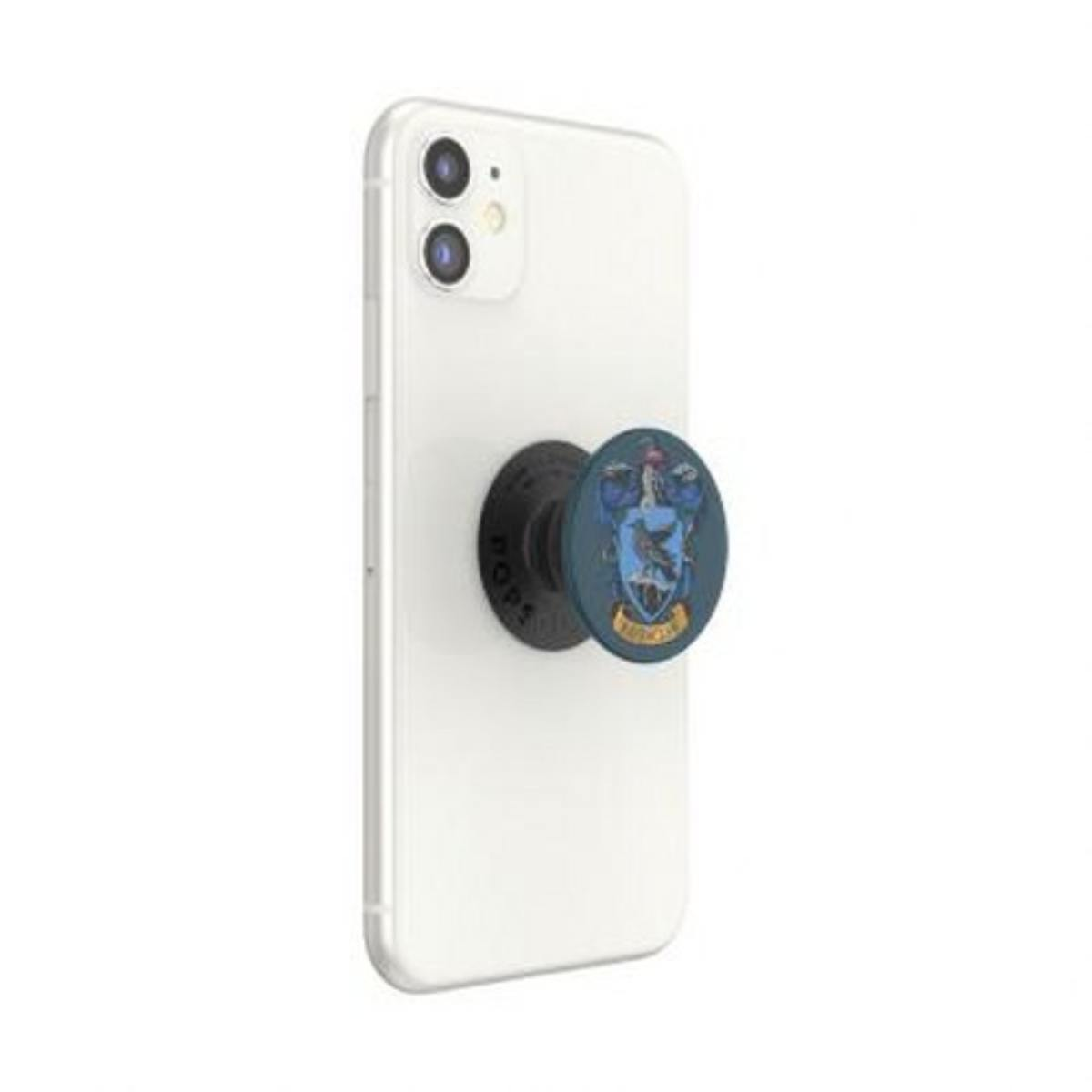Uno smartphone bianco con un PopSocket raffigurante lo stemma di Corvonero.