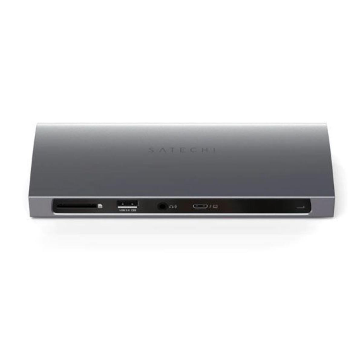 Hub Satechi grigio con slot per schede SD, USB-A, jack per cuffie e porta USB-C.