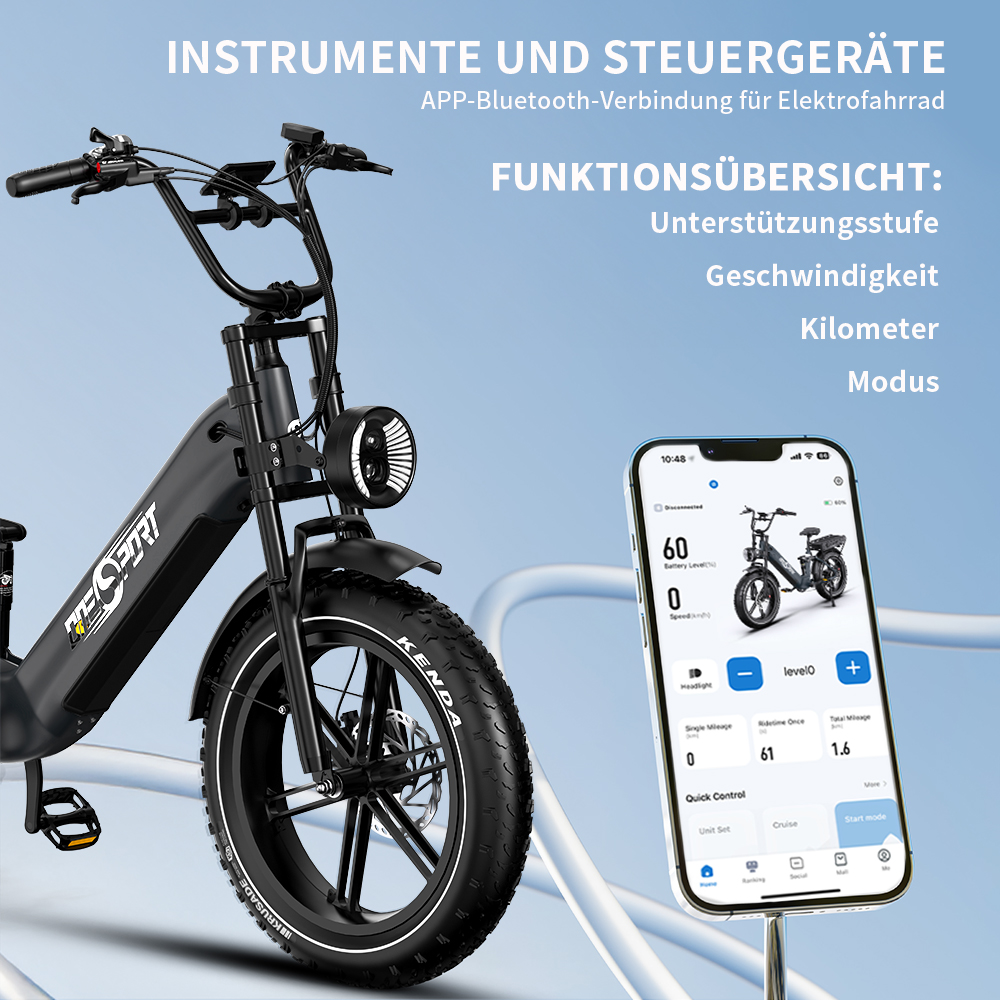 Ein schwarzes E-Bike mit fetten Reifen und ein Smartphone, das die App anzeigt.