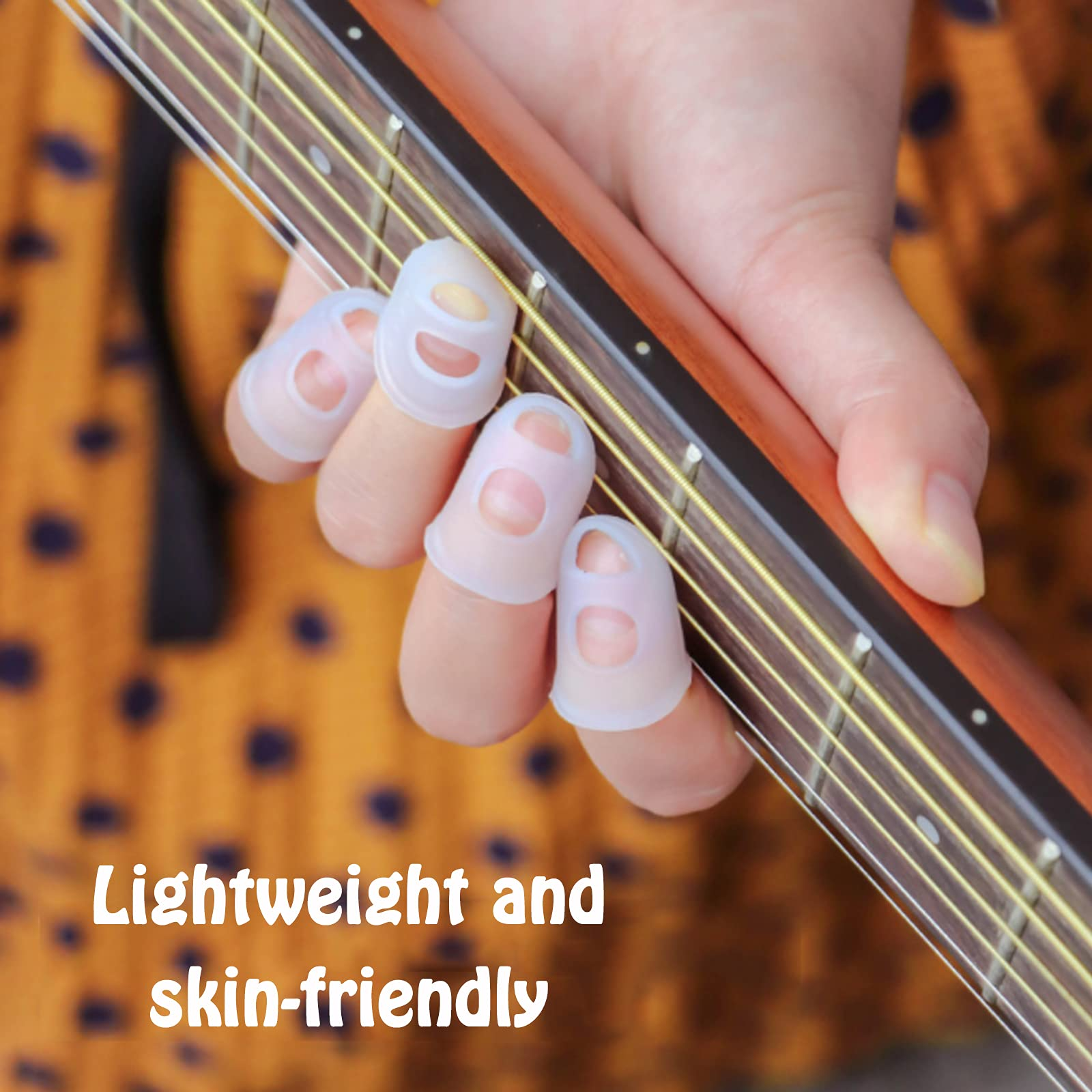 Nakładki na palce na gitarze.