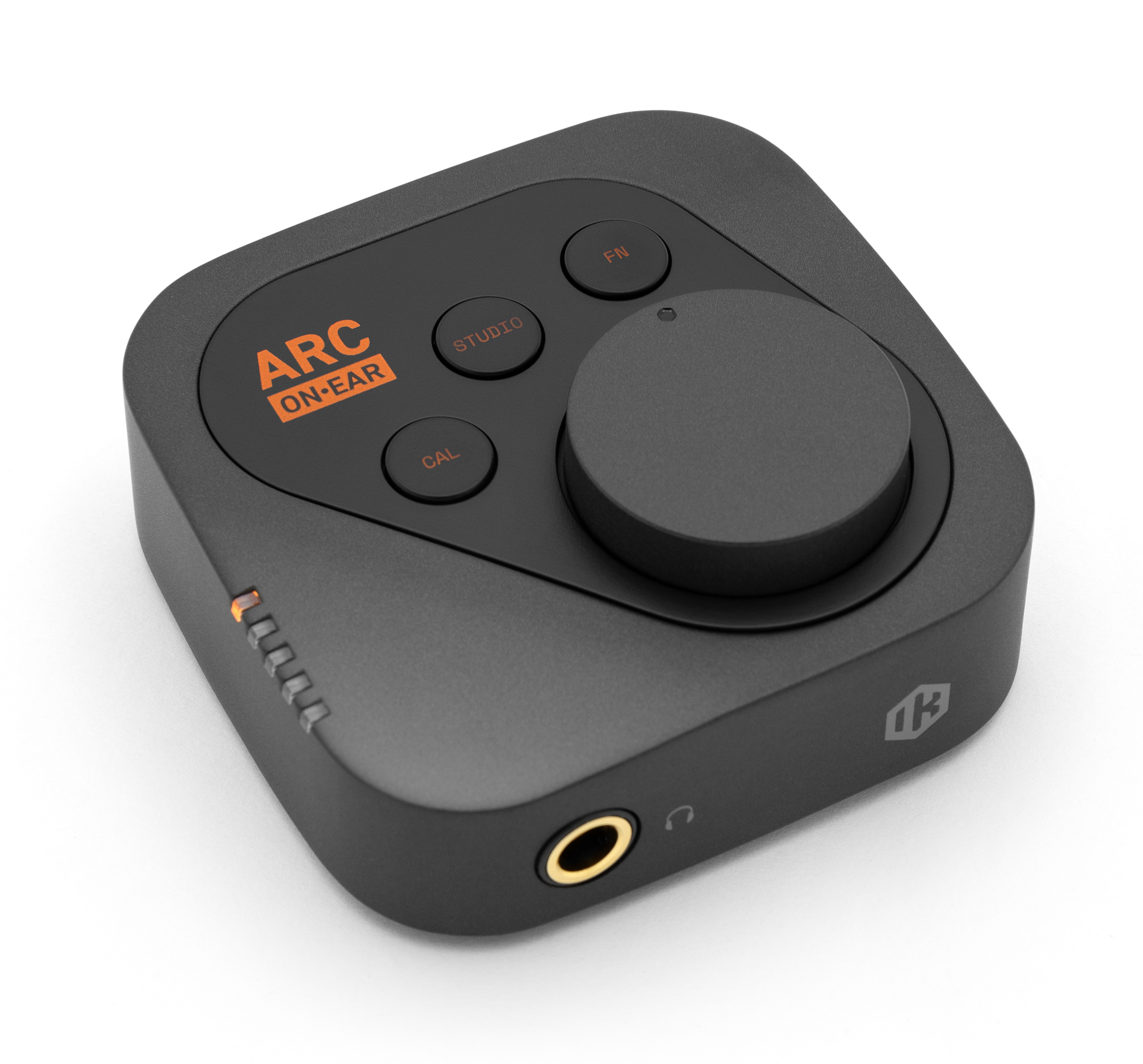 Controller ARC ON-EAR nero con quadrante, pulsanti e jack per cuffie.