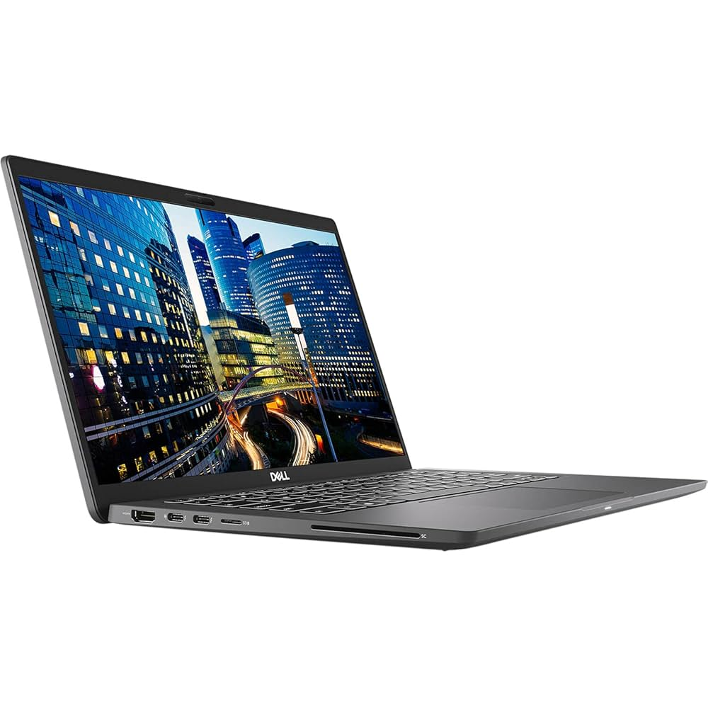 Een open laptop met een stadsgezicht op het scherm.