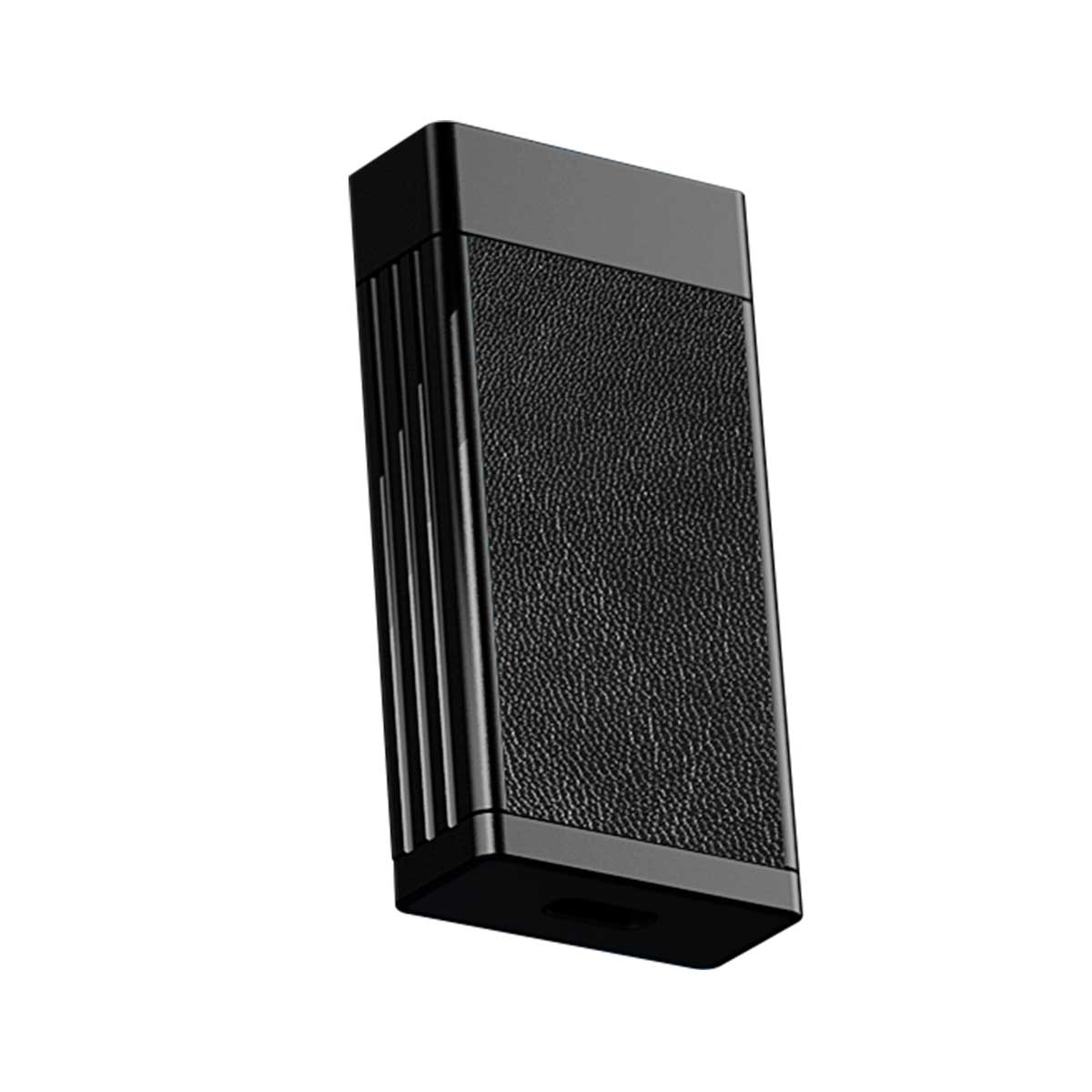Un dispositivo negro y rectangular con superficie texturizada y ranuras.