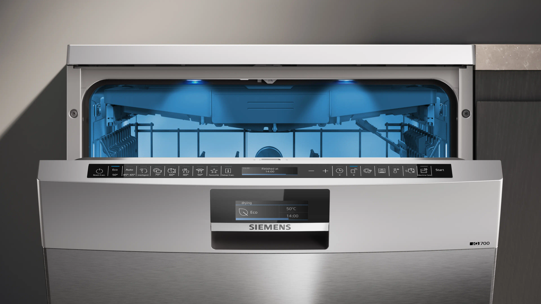 Un lavavajillas Siemens abierto con interior iluminado en azul y panel de control.