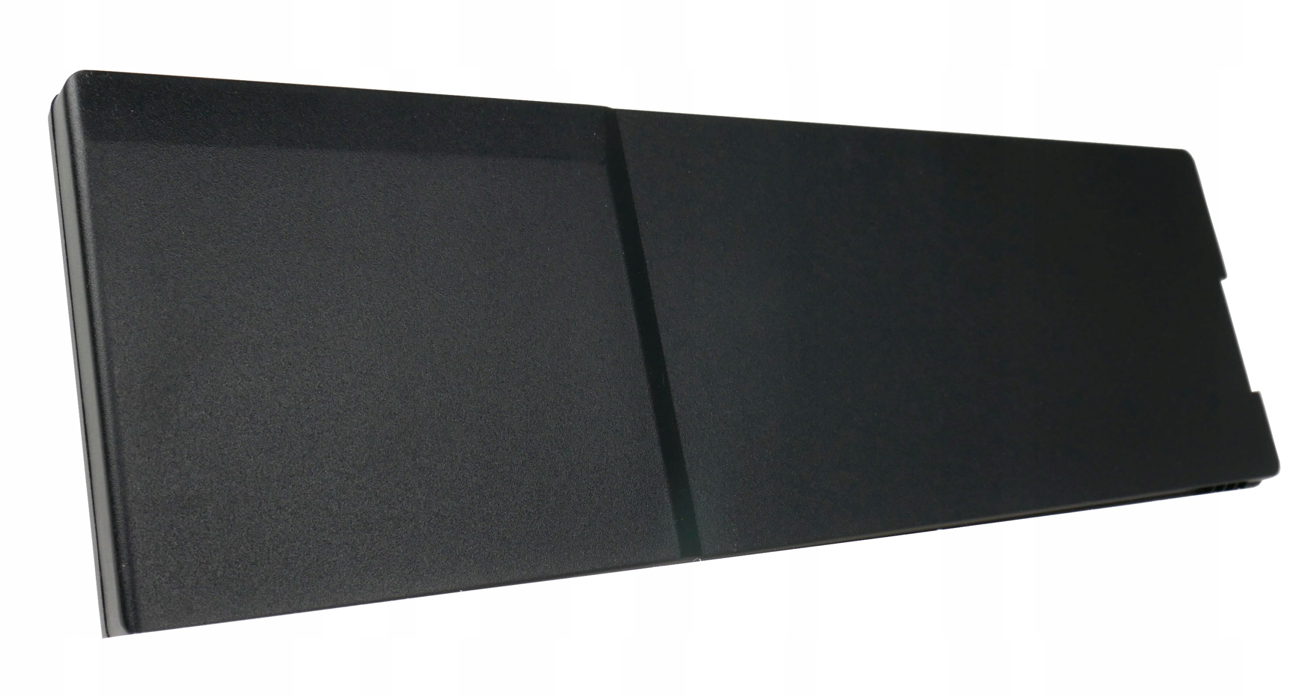 Czarny prostokątny panel z matową fakturą i pionową linią podziału.