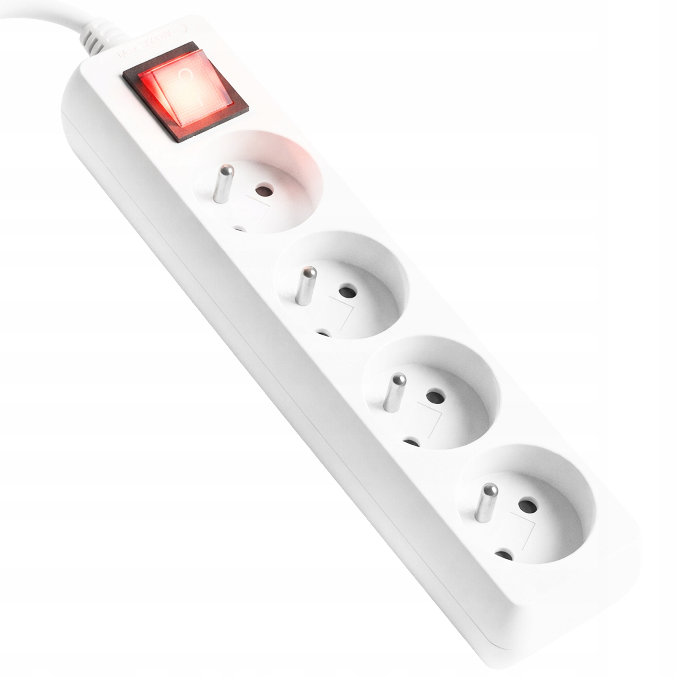 Biała listwa zasilająca z czterema gniazdami i podświetlonym czerwonym włącznikiem.