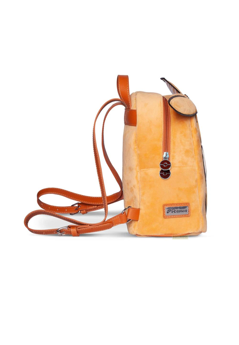 Ein orangefarbener Pl üschrucksack mit braunen Trägern und einem Pokémon-Logo.
