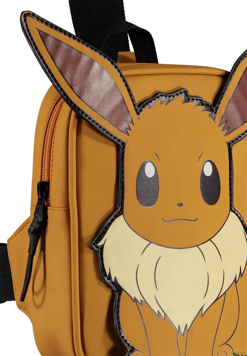 Ein brauner Rucksack mit einem Evoli-Aufdruck, Vorderansicht.