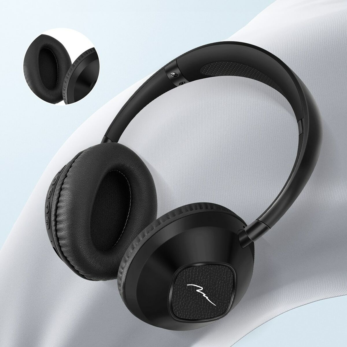 Cuffie over-ear nere con padiglioni imbottiti e archetto.