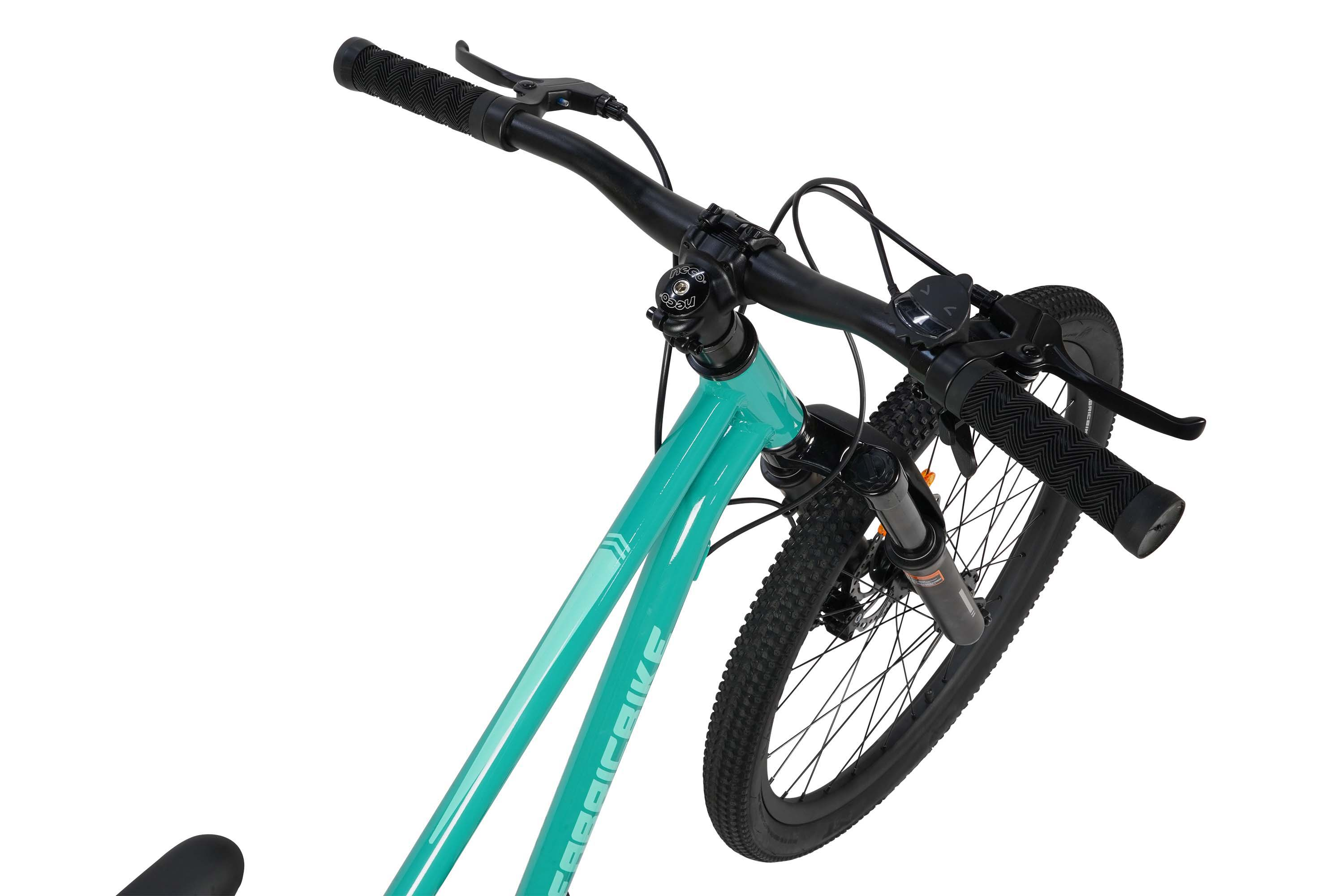 Una bicicleta turquesa con manillar, rueda delantera y horquilla de suspensión negros.