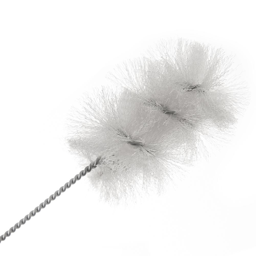 Una cabeza de cepillo para botellas blanca con mango de metal.