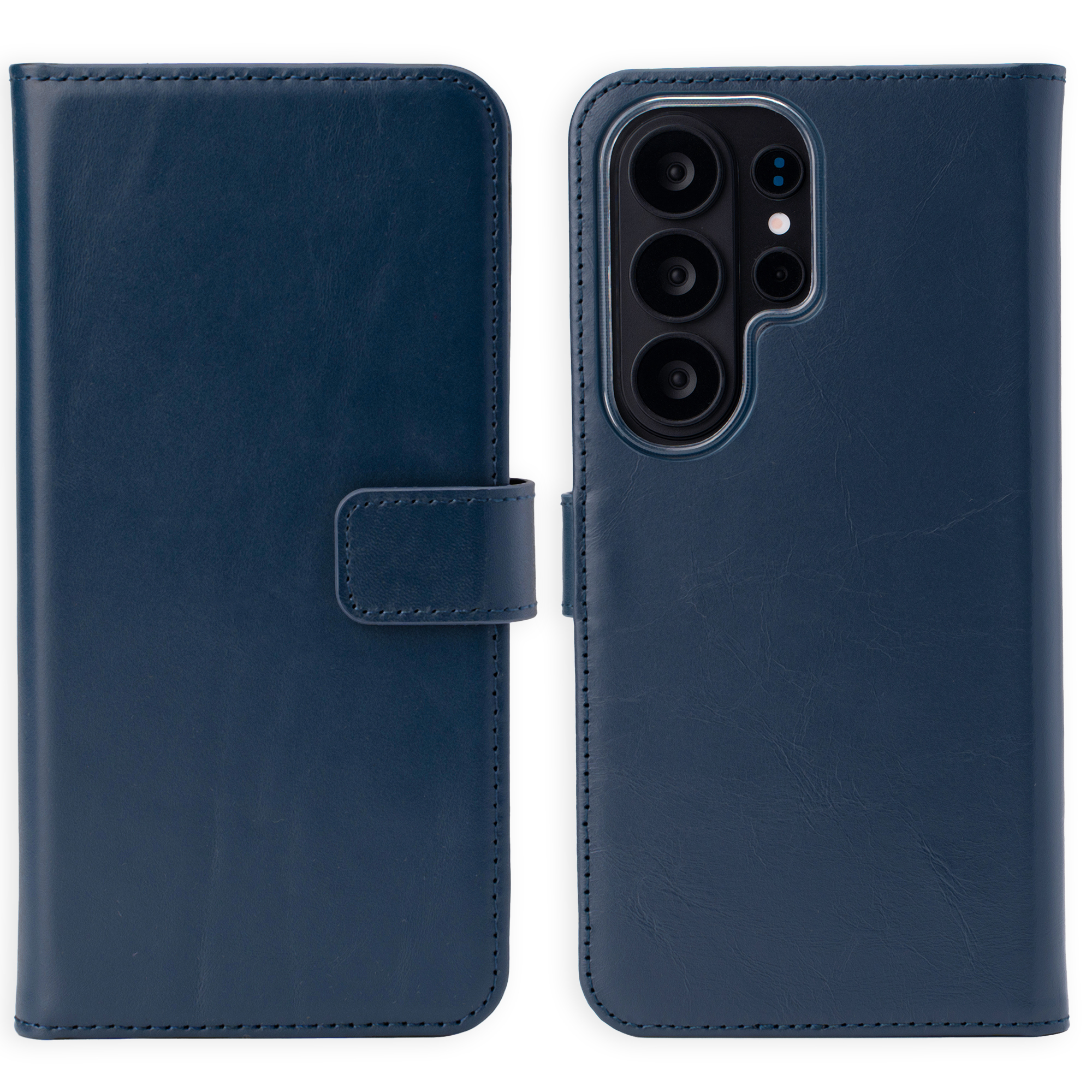 Donkerblauwe telefoonhoes met klep en cameramodule.