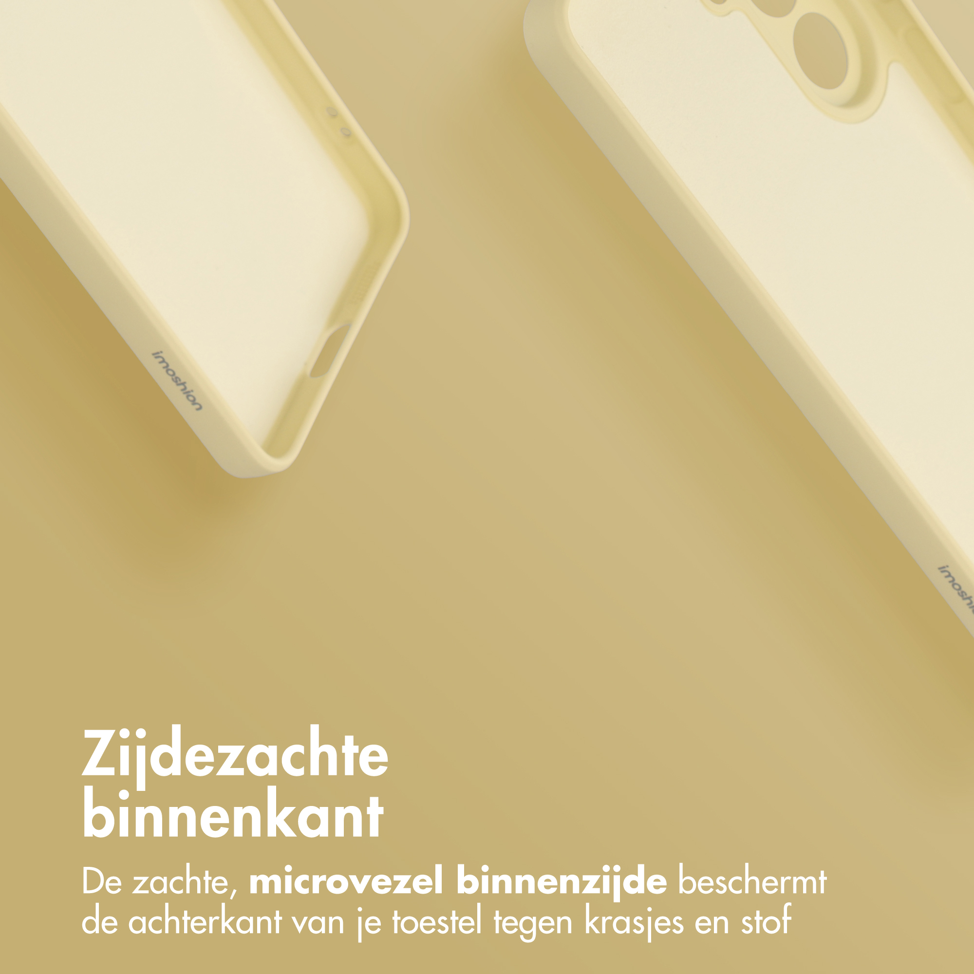 Twee crèmekleurige telefoonhoesjes met zachte voering op goudgele achtergrond.