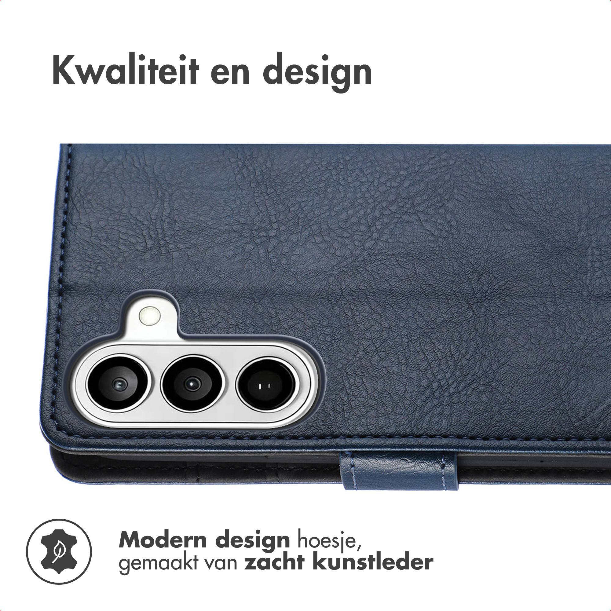 Donkerblauwe kunstleren telefoonhoes met drie camera's en flitser.