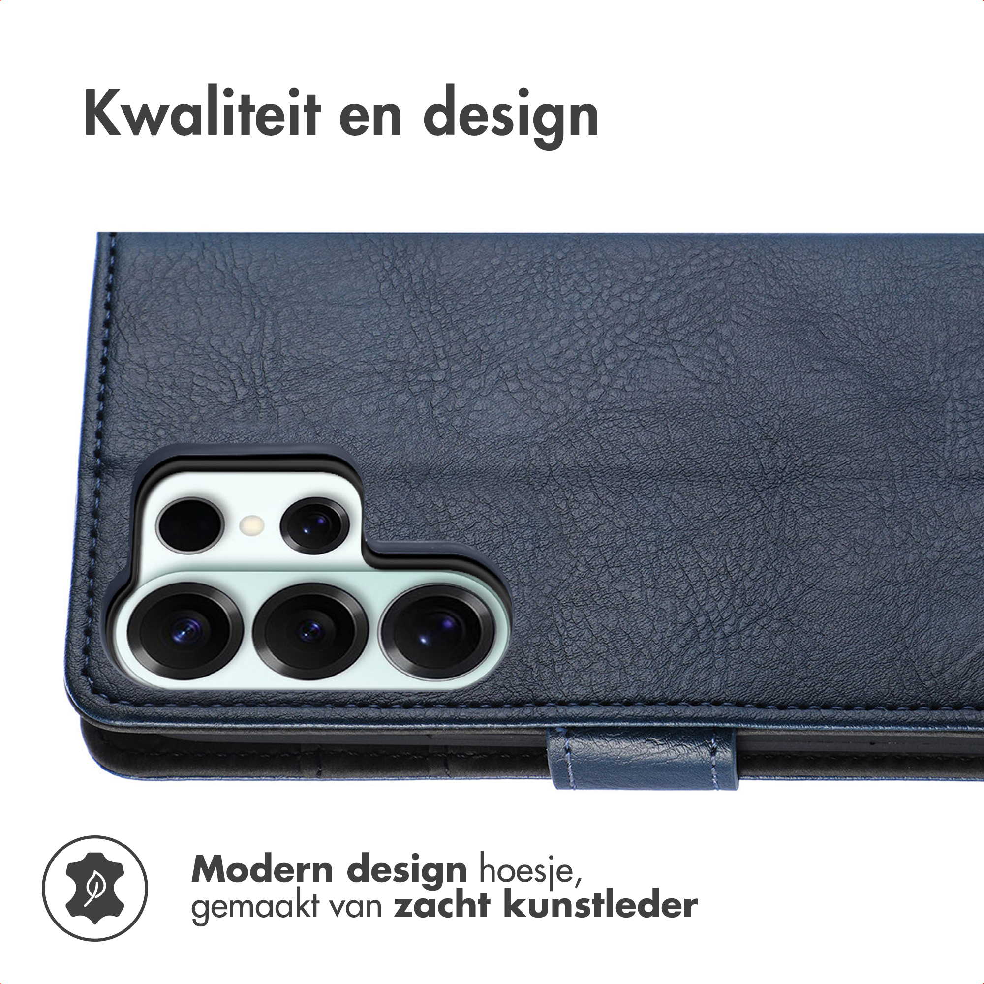 Donkerblauwe kunstleren telefoonhoes met cameramodule en vier lenzen.